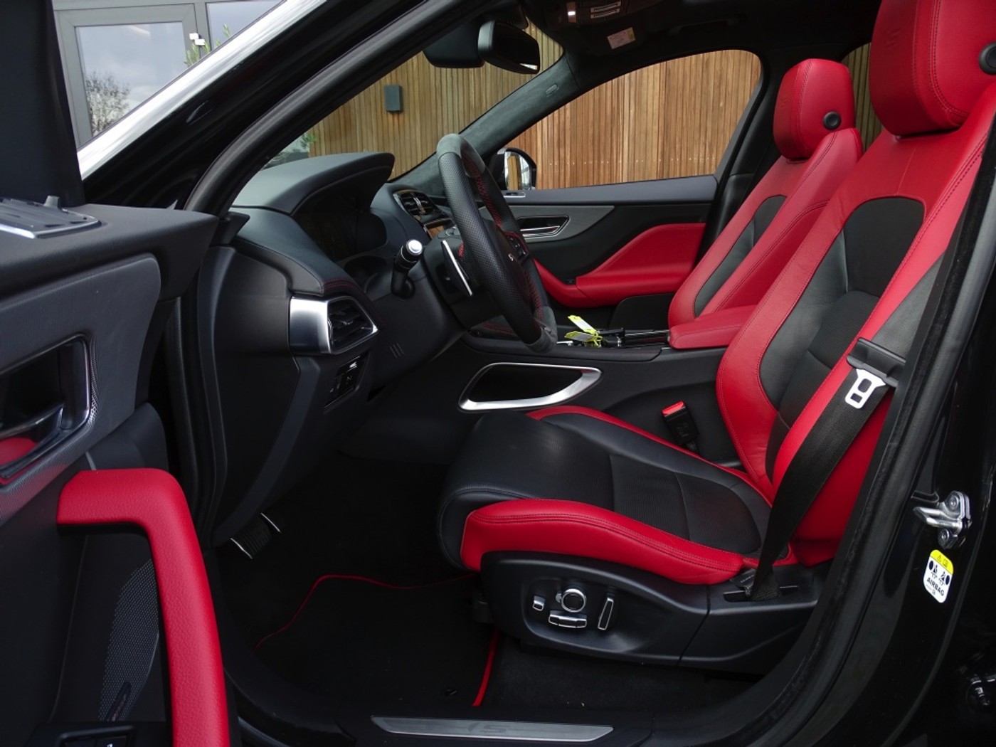 Foto van Jaguar Jaguar F-pace