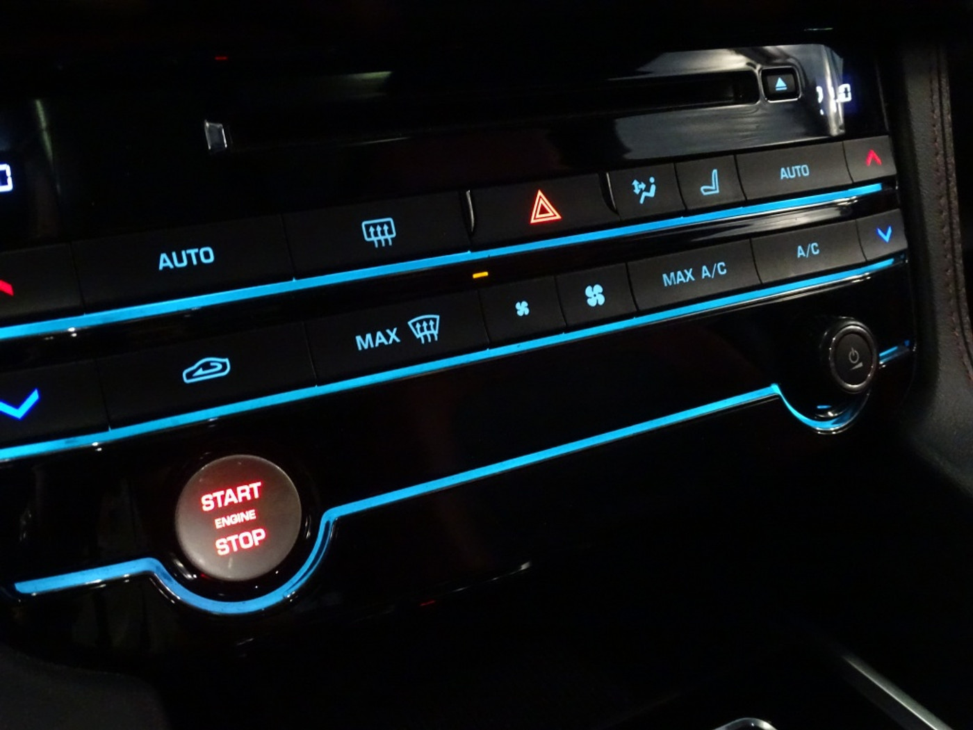Foto van Jaguar Jaguar F-pace