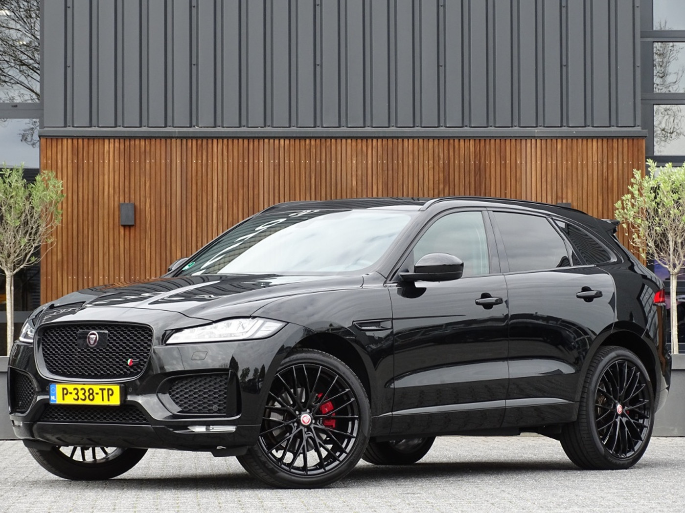 Foto van Jaguar Jaguar F-pace