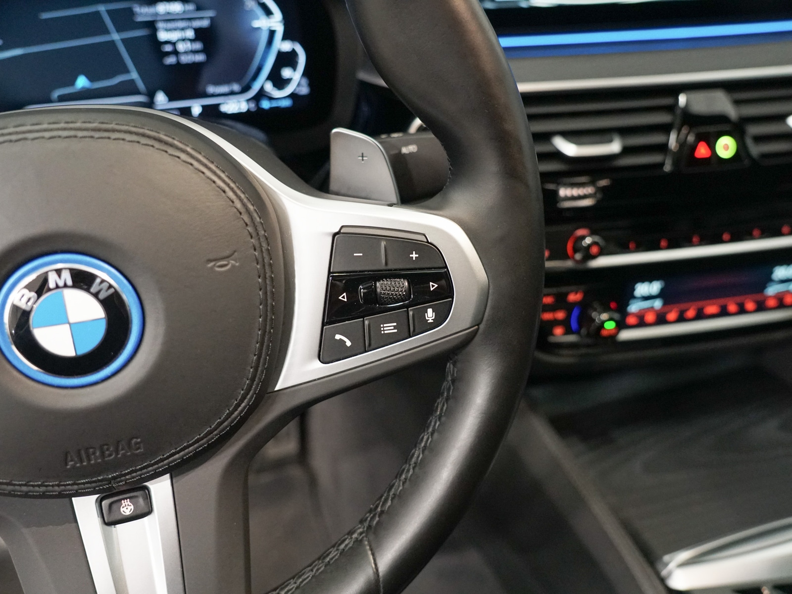 Foto van BMW 545e xDrive