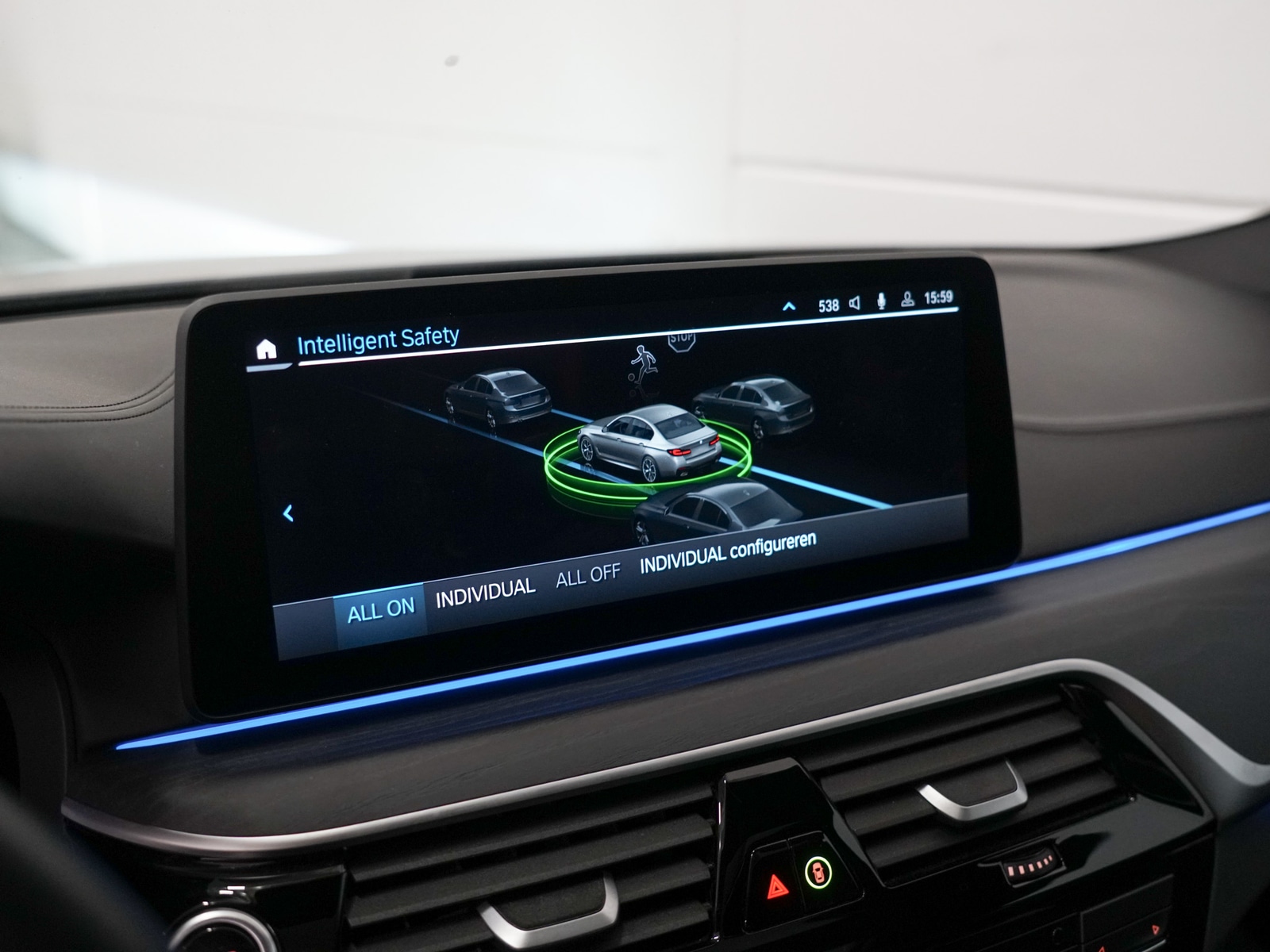 Foto van BMW 545e xDrive