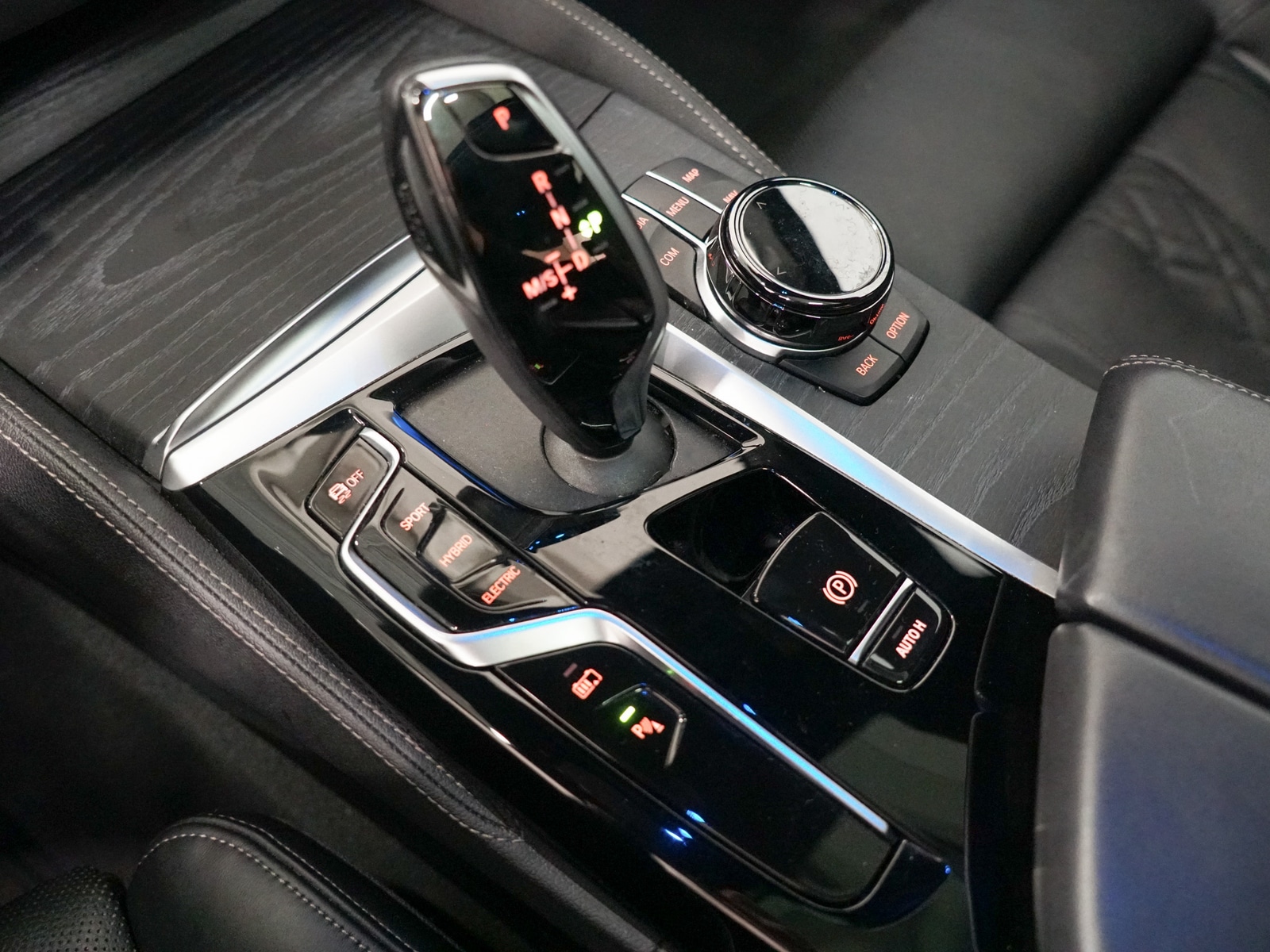 Foto van BMW 545e xDrive