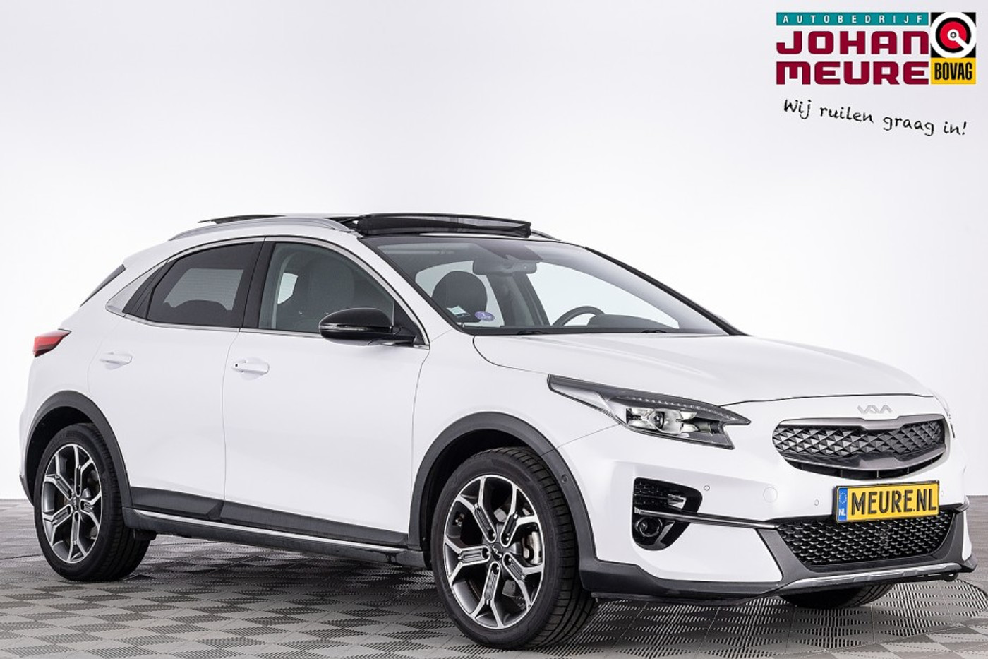 Kia Xceed 1.6 GDi PHEV DynamicPlusLine | PANORAMADAK | Half LEDER | NAVI | CAMERA | ECC | CARPLAY 2022 - voorkant