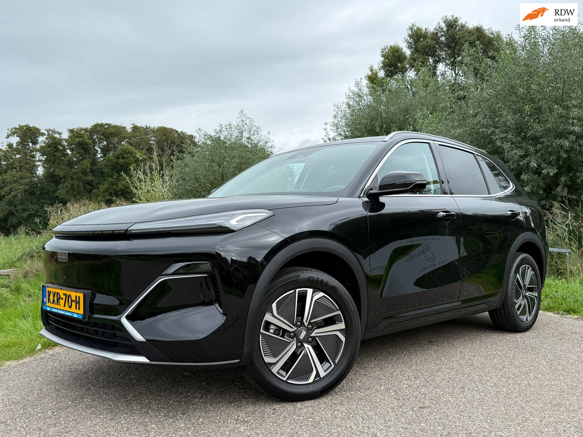 Geely Starray Em-i 1.5 Pro Plug-in Hybrid Automaat / NIEUW! / 360 Camera / Apple CarPlay-Android Auto / Leder / Key-Less / LED / 2026 - voorkant