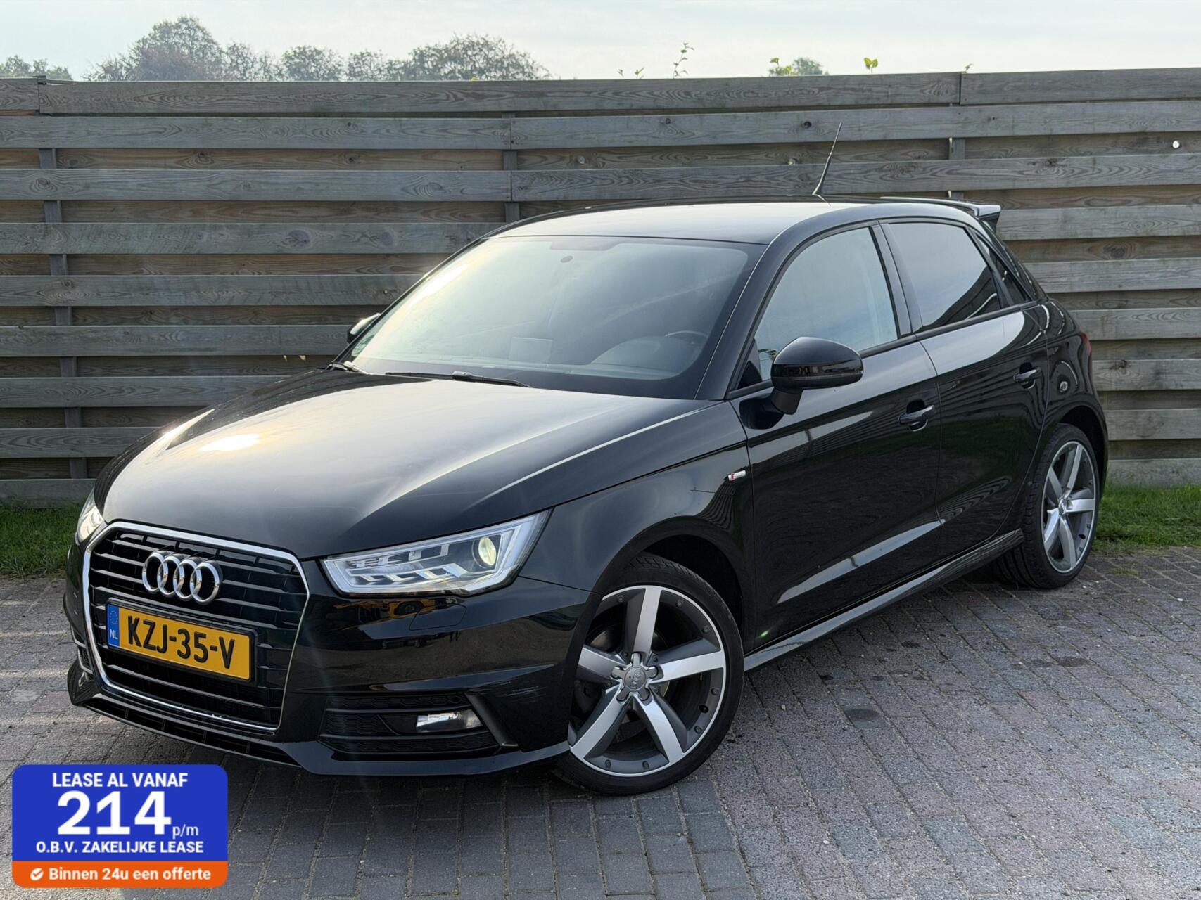 Audi A1 Sportback 1.0 TFSI S line Automaat Stoelverw. 2017 - voorkant