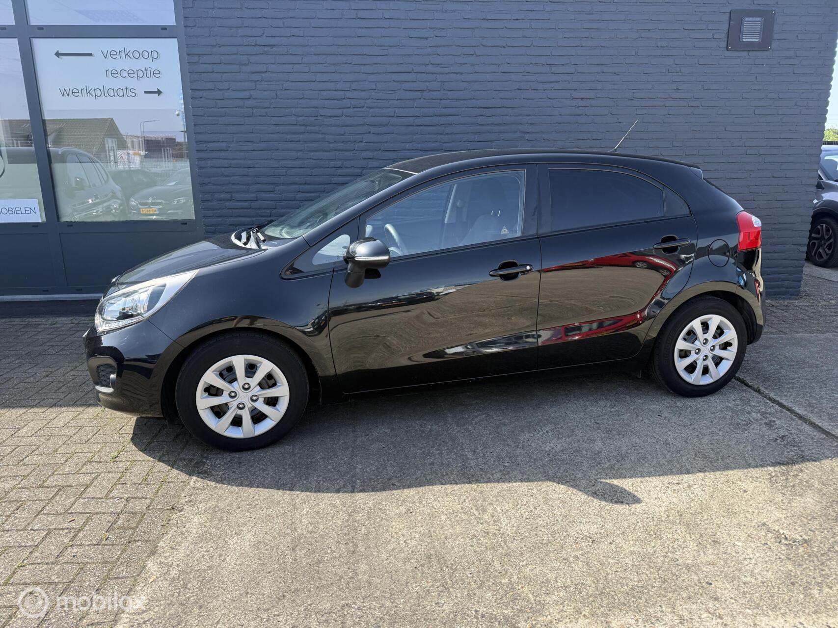 Kia Rio 1.2 CVVT ComfortLine 2014 - voorkant