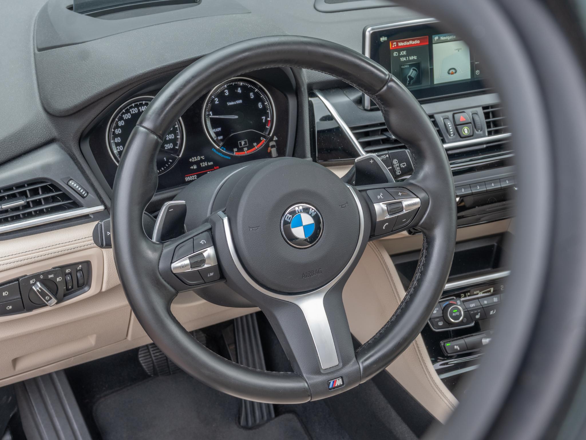 Foto van BMW 220i Active Tourer
