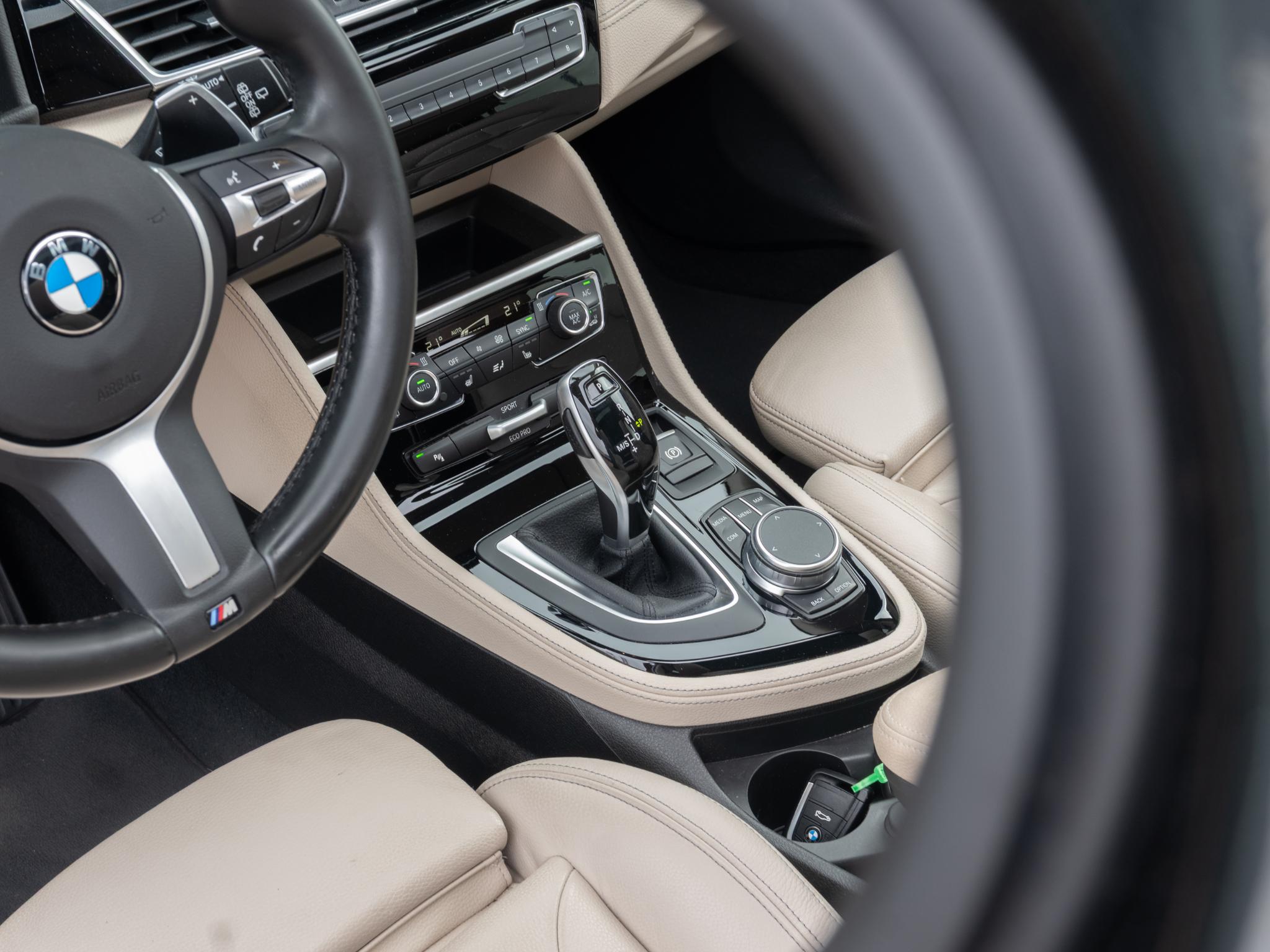 Foto van BMW 220i Active Tourer