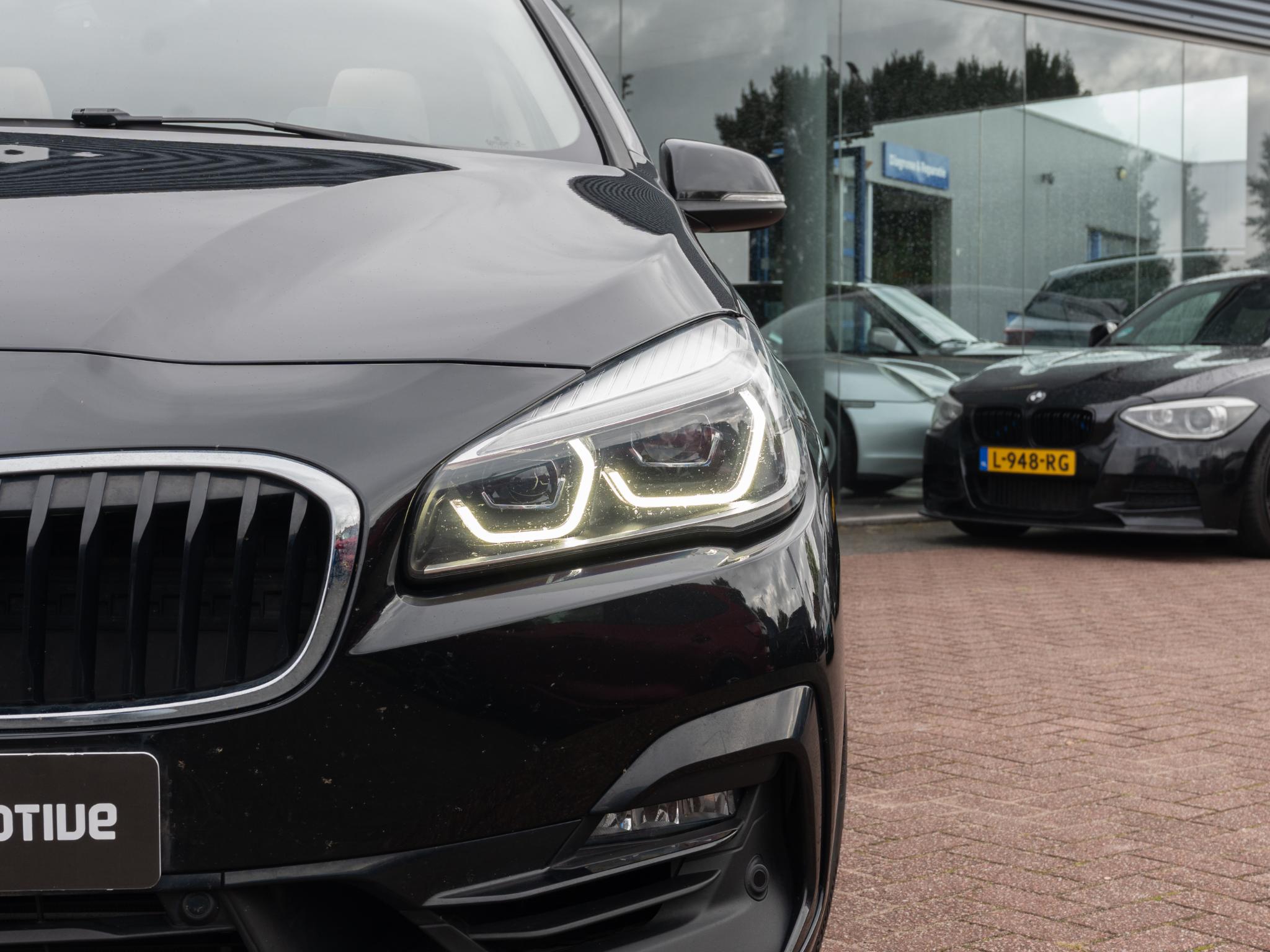 Foto van BMW 220i Active Tourer