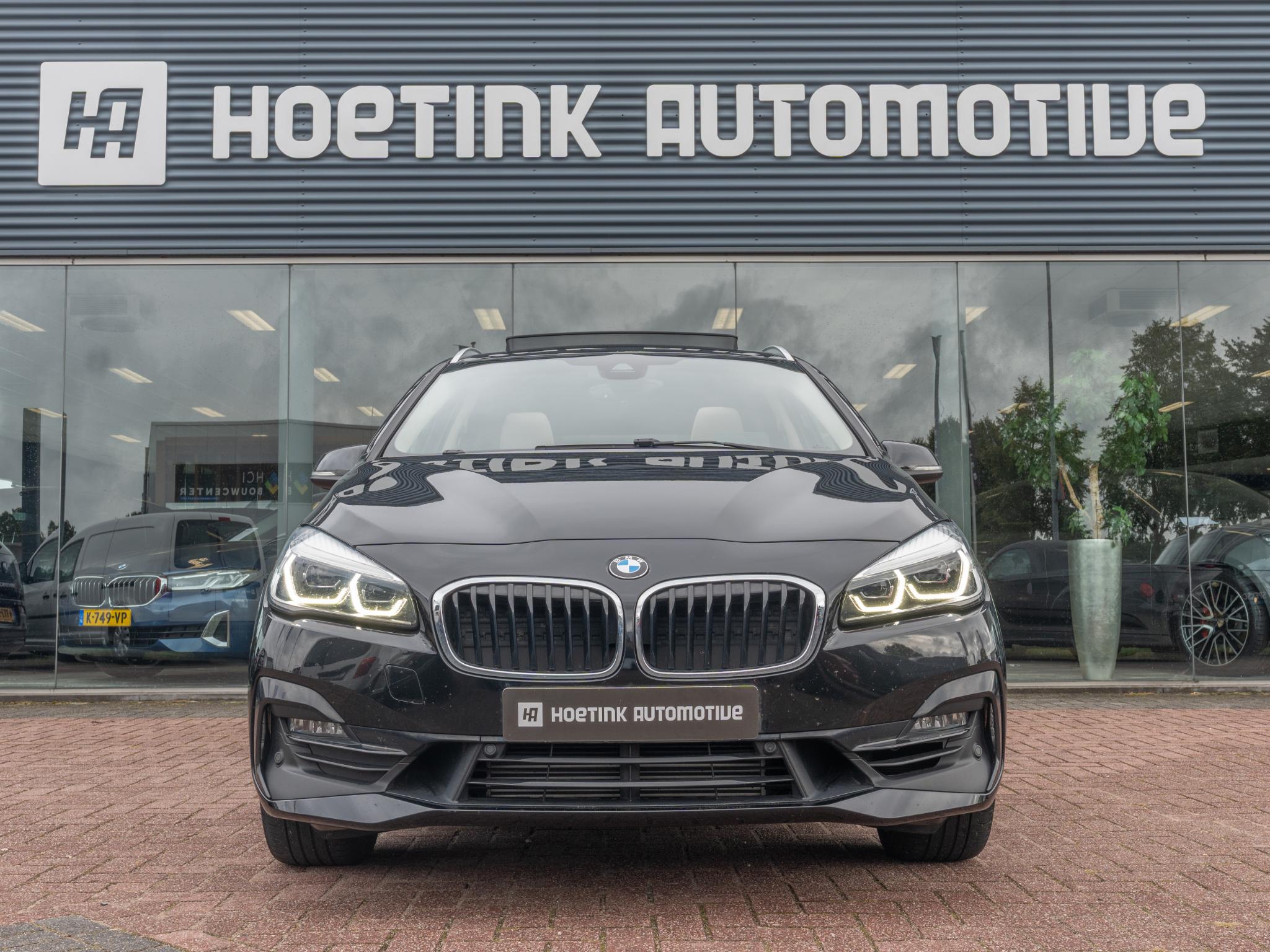Foto van BMW 220i Active Tourer
