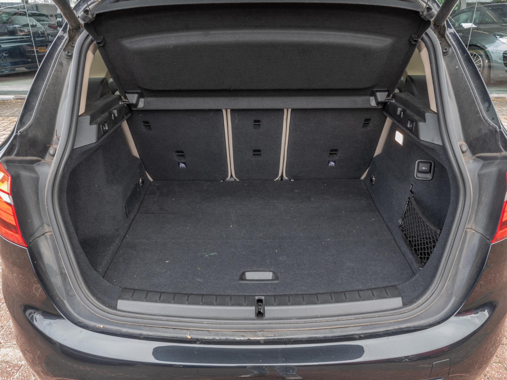 Foto van BMW 220i Active Tourer