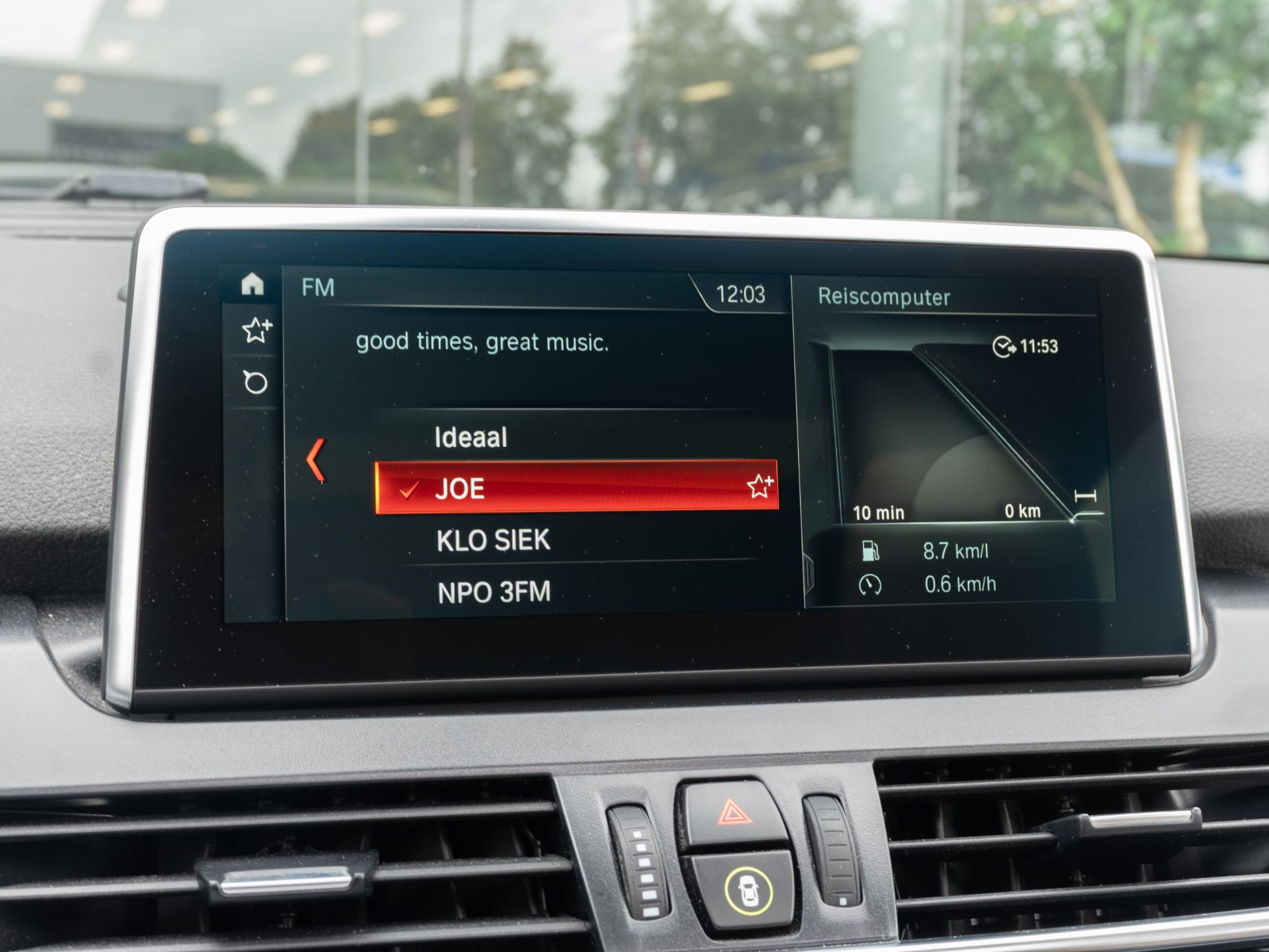 Foto van BMW 220i Active Tourer