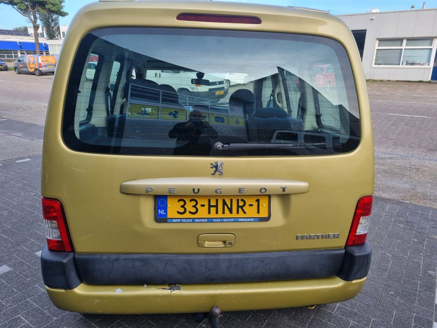 Foto van Peugeot Partner
