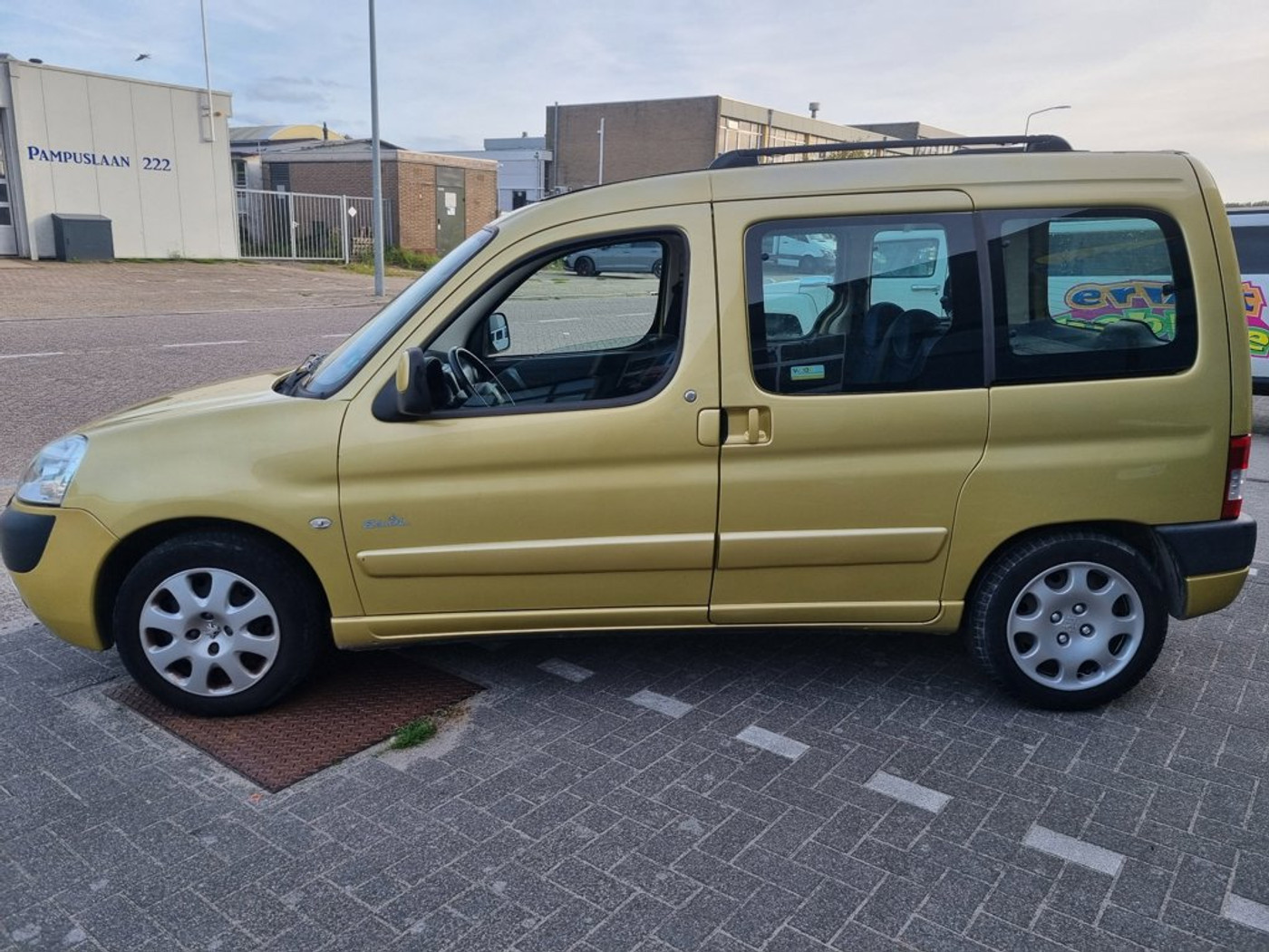 Foto van Peugeot Partner