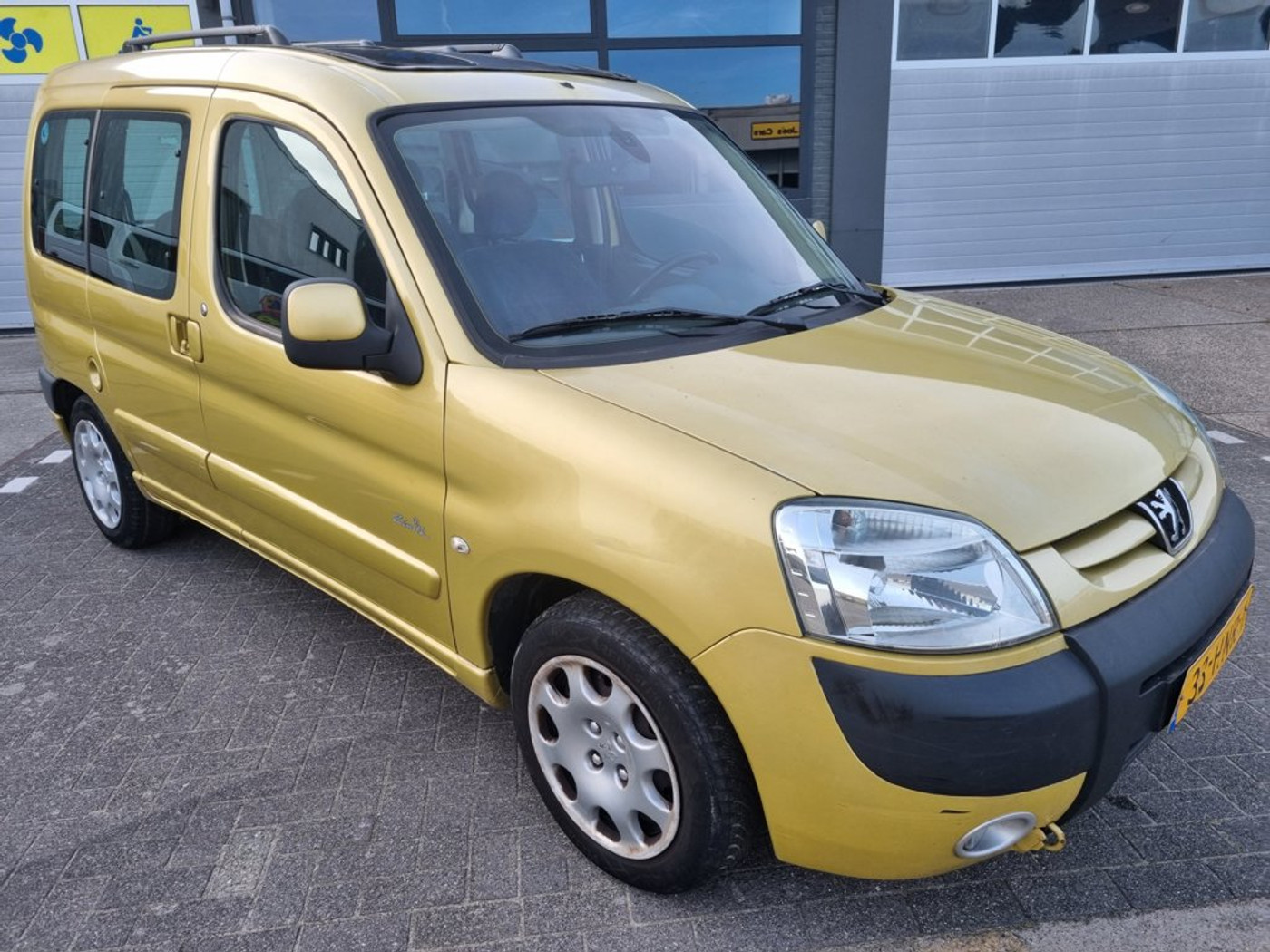 Foto van Peugeot Partner