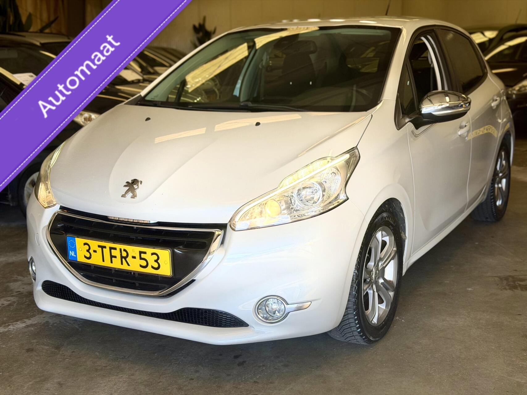 Peugeot 208 1.2 e-VTi Envy AUTOMAAT 2014 - voorkant