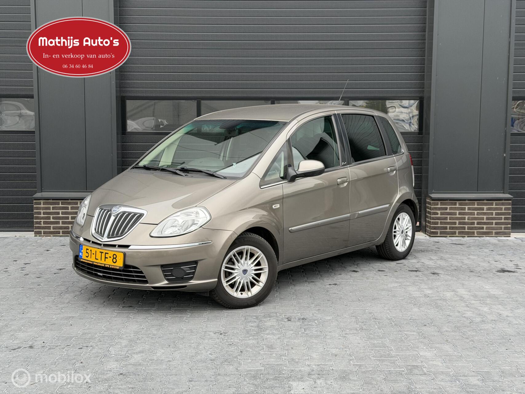 Lancia Lancia Musa 1.4-16V Platino DFN S&S Super onderhouden! Nette staat! Automaat! 2010 - voorkant