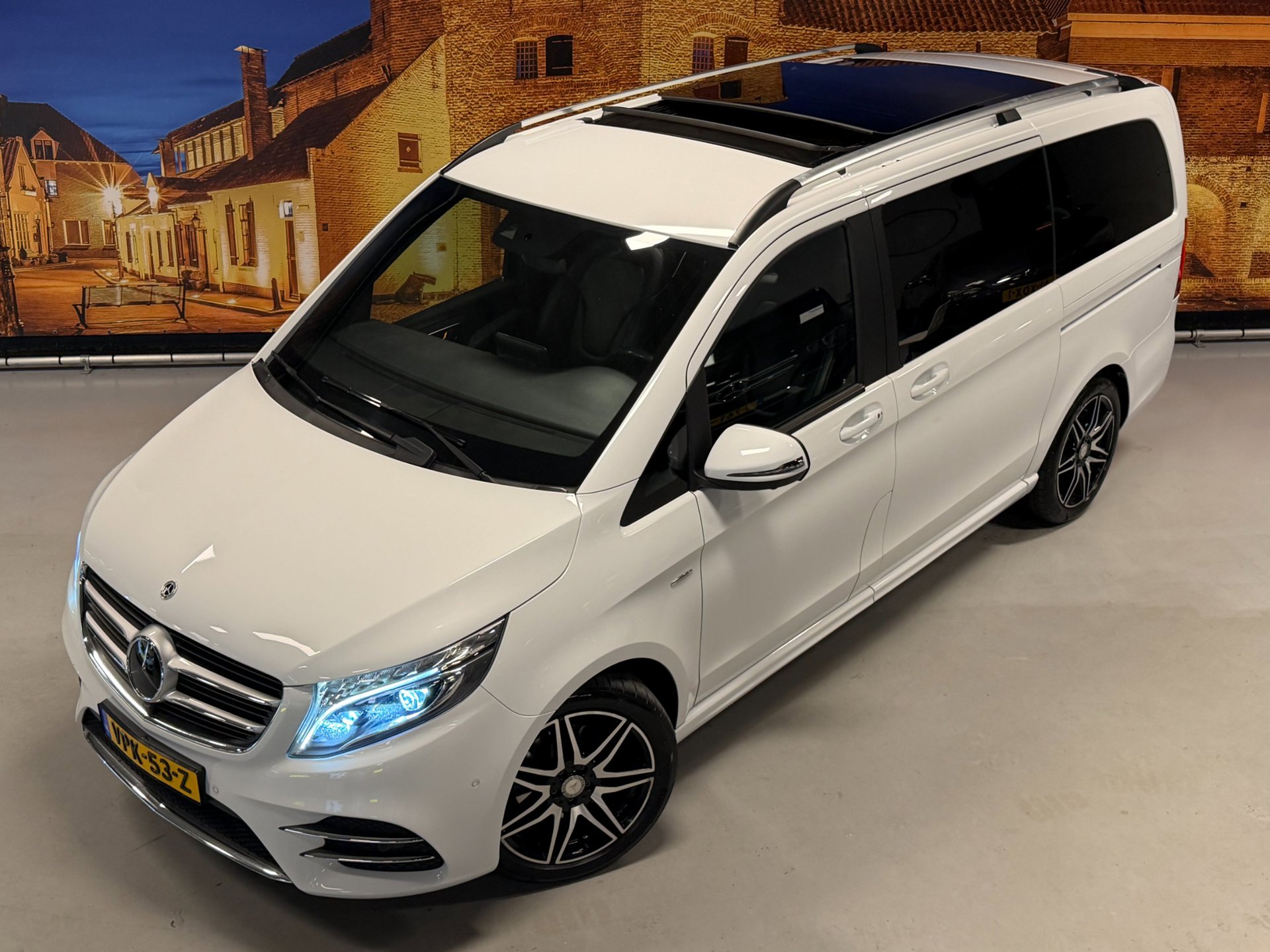 Foto van Mercedes-Benz V-klasse