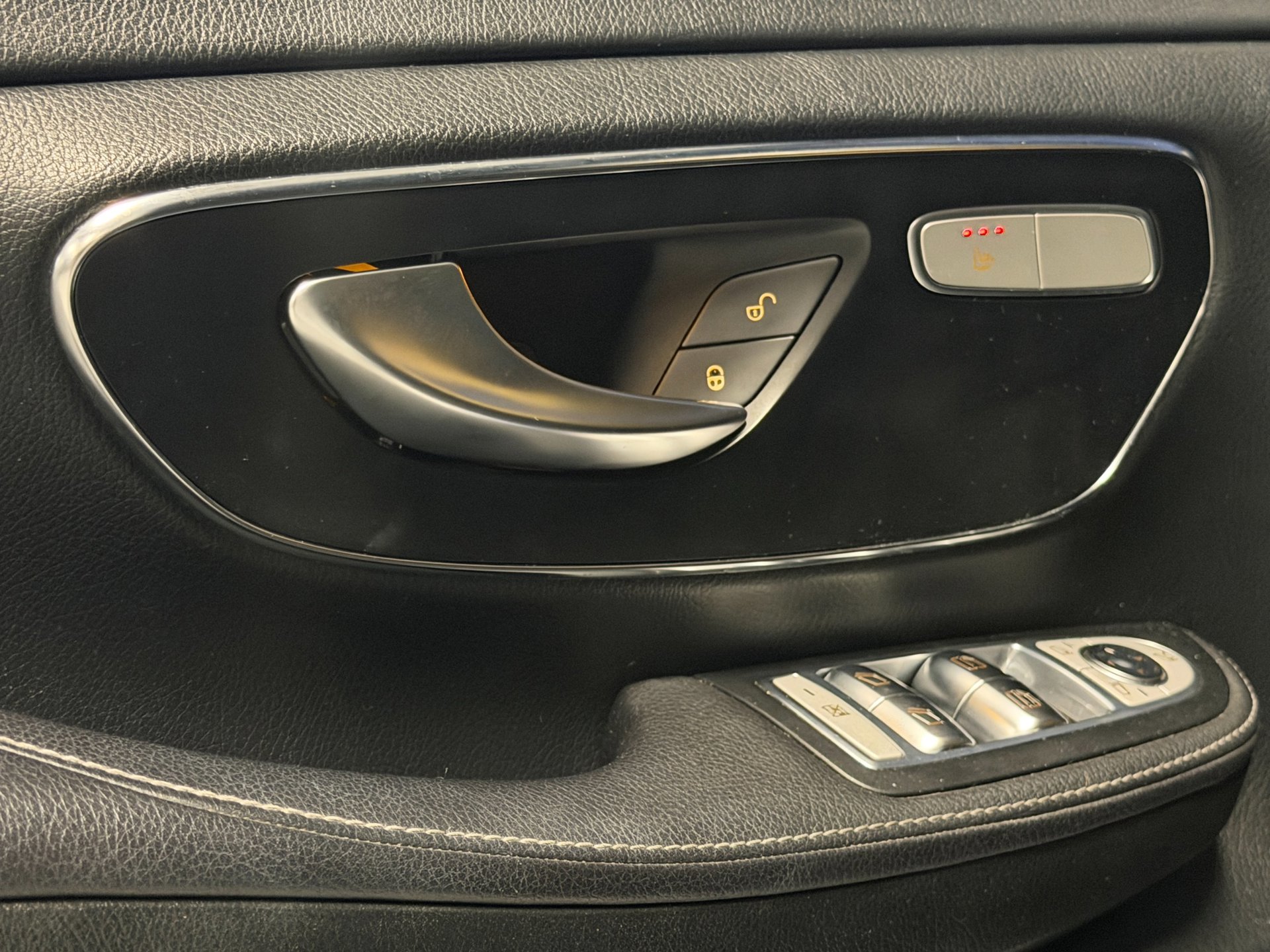 Foto van Mercedes-Benz V-klasse