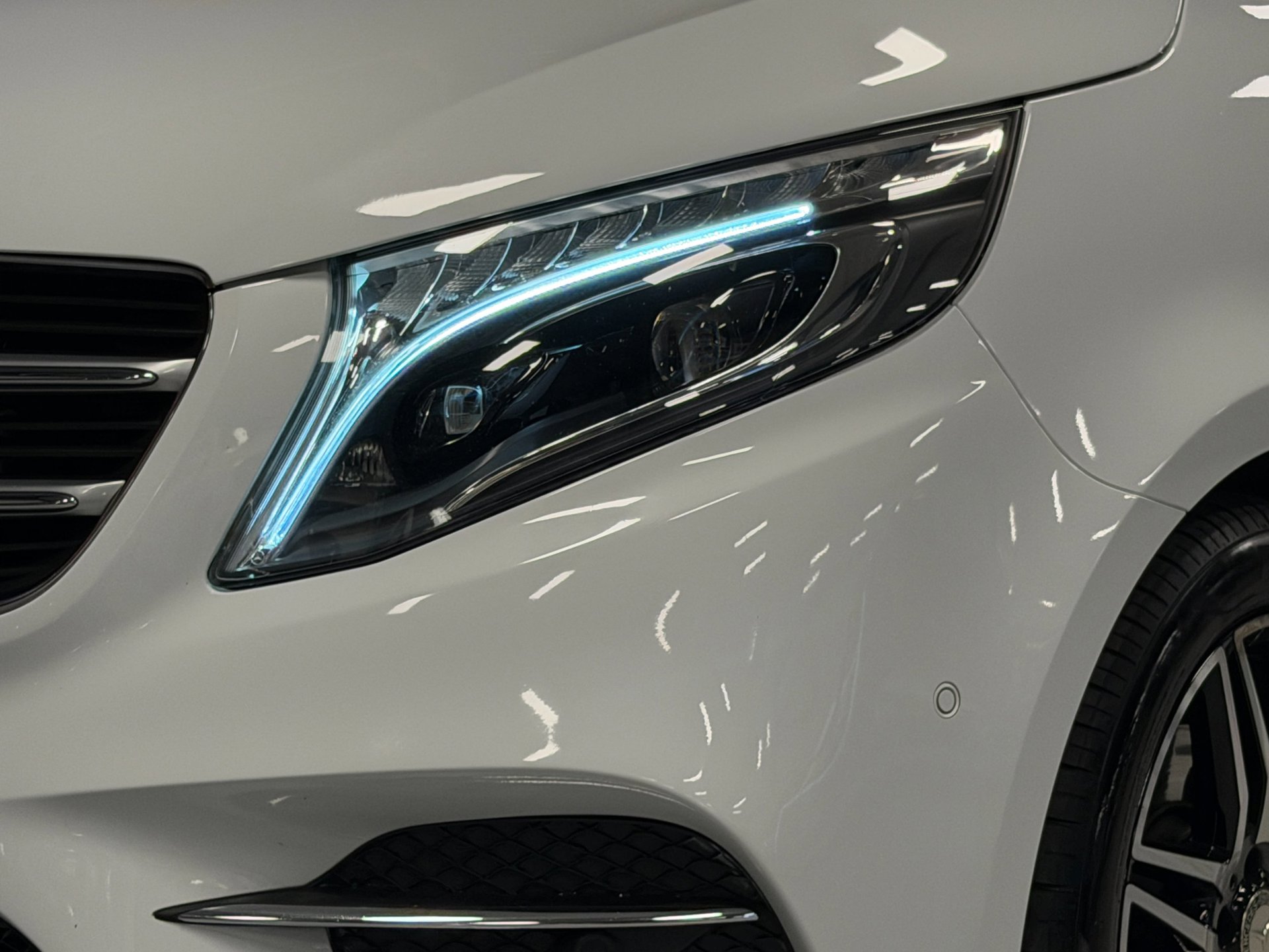 Foto van Mercedes-Benz V-klasse