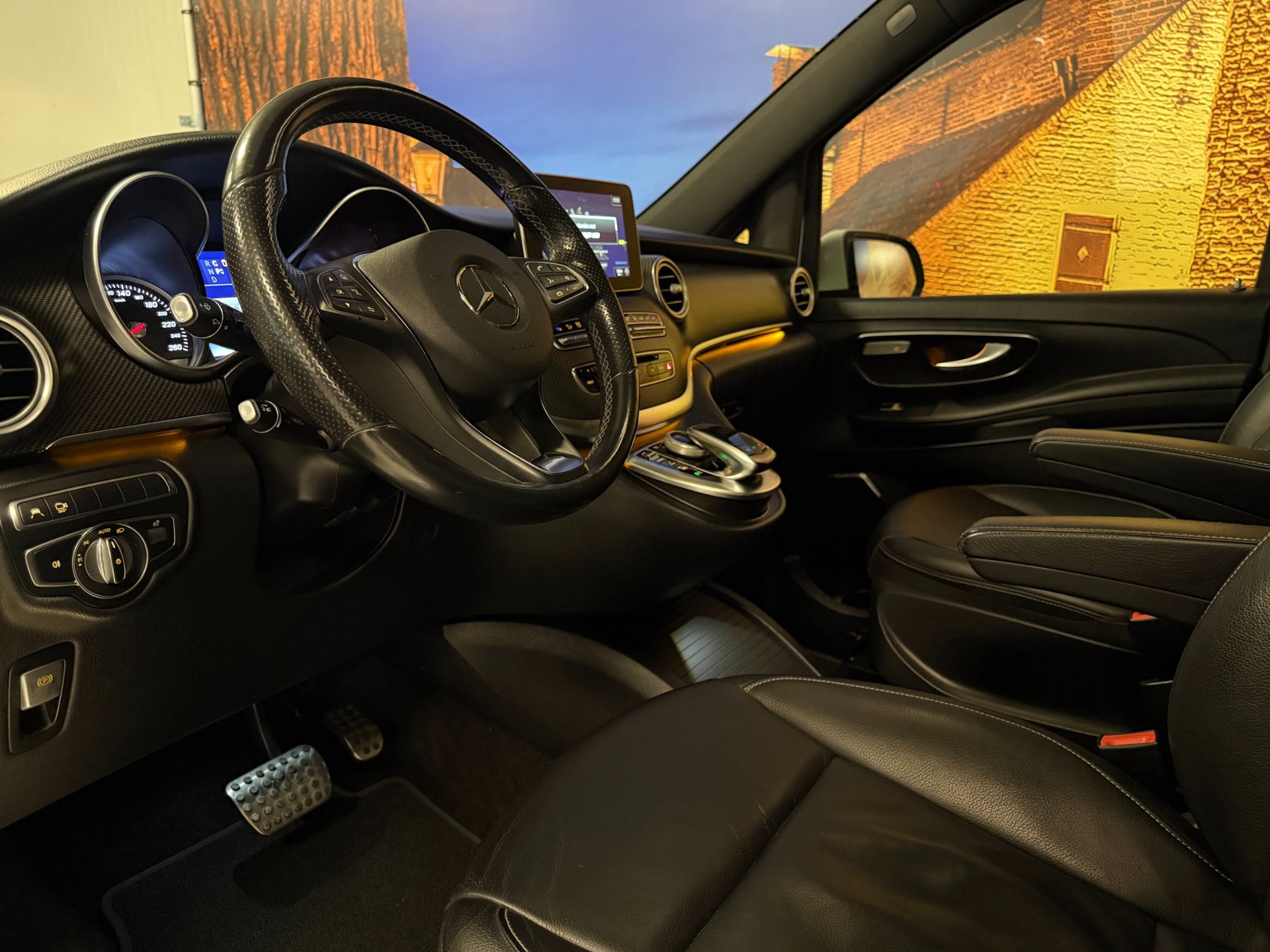Foto van Mercedes-Benz V-klasse