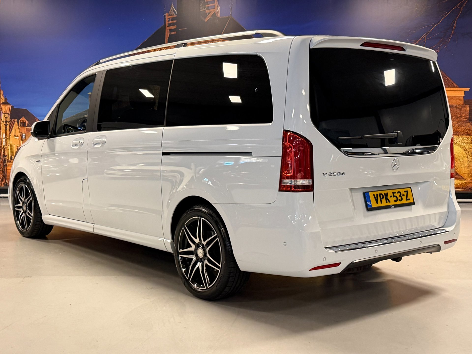 Foto van Mercedes-Benz V-klasse