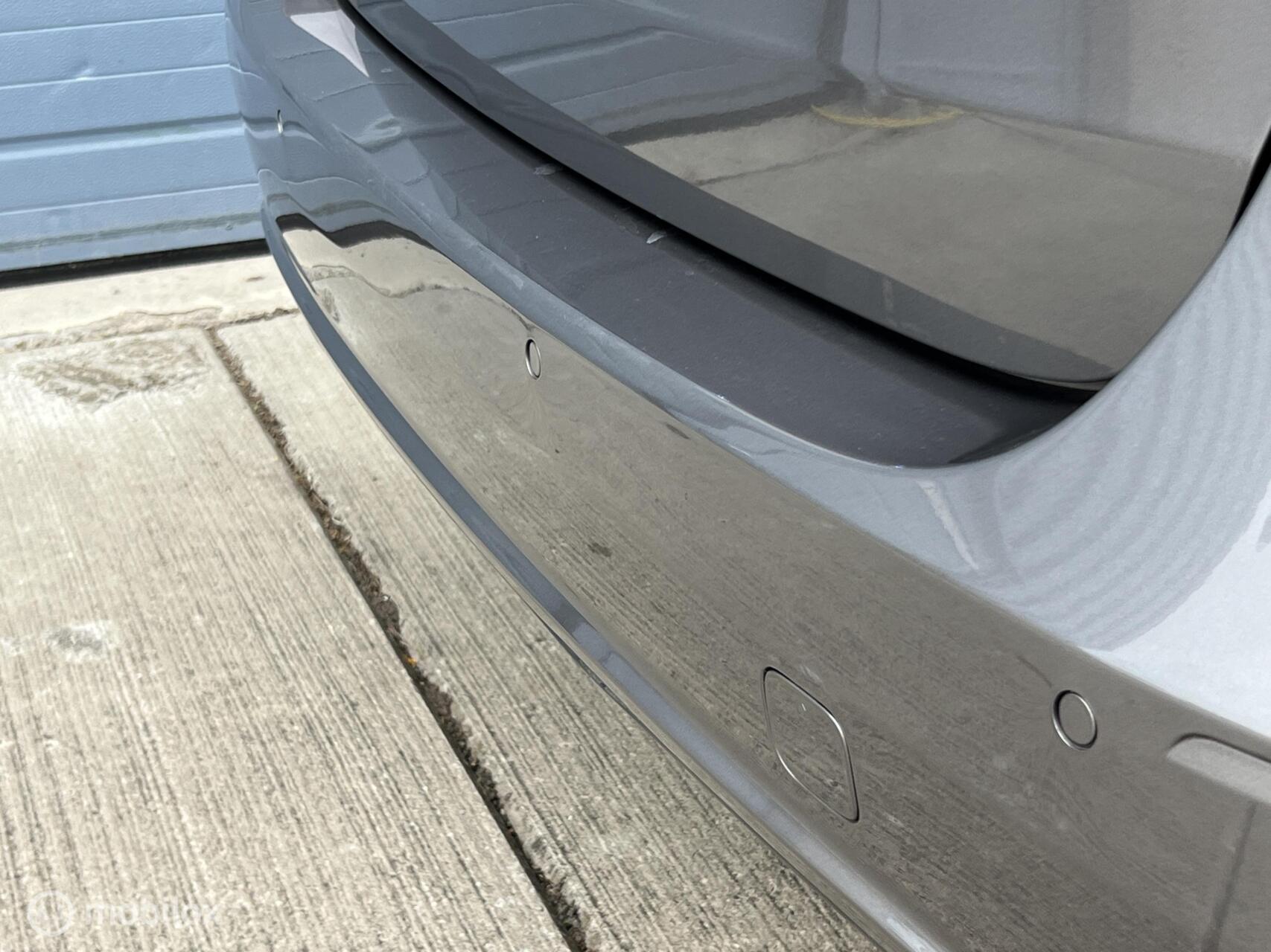 Foto van Mercedes-Benz B 180