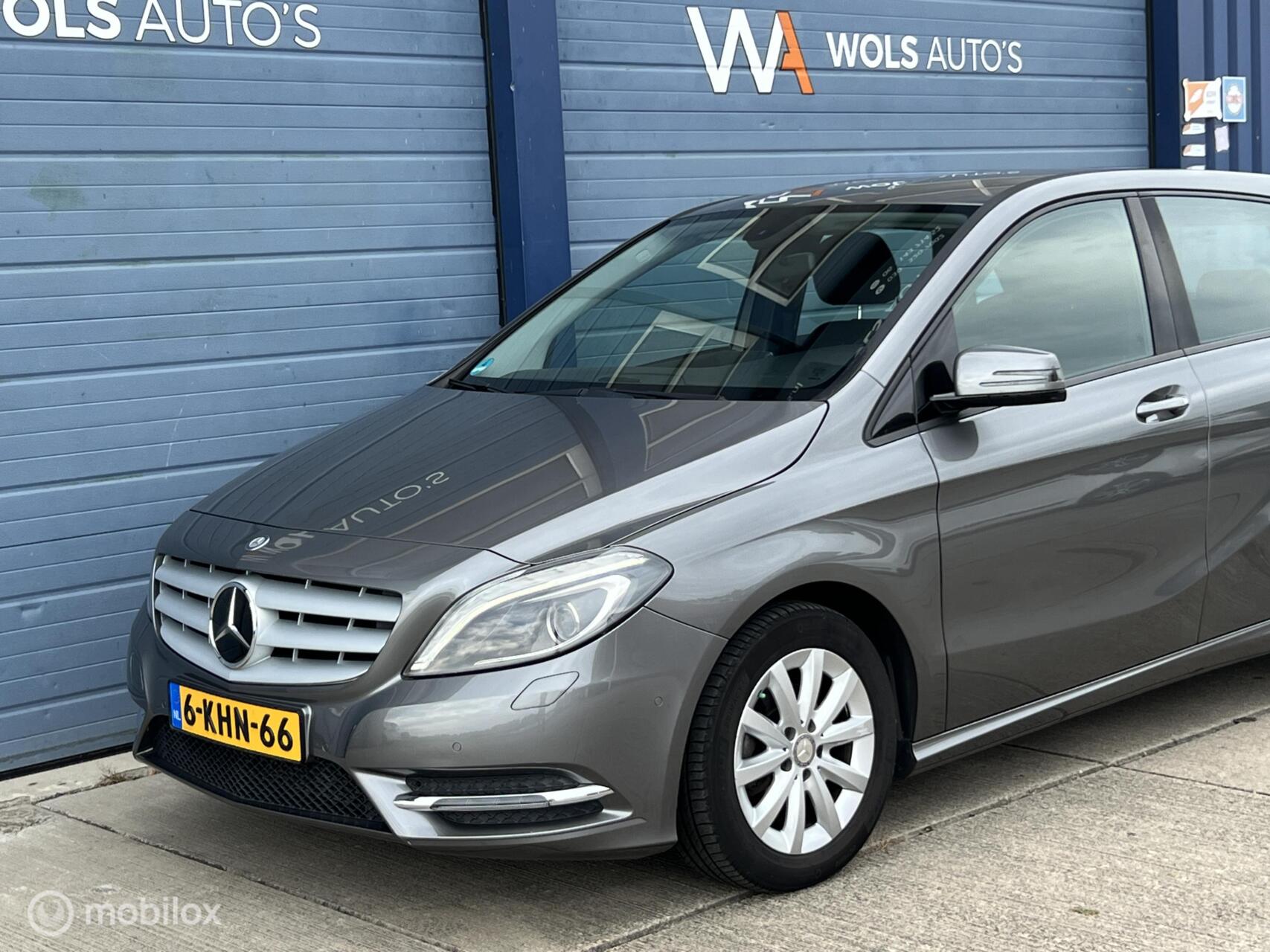 Foto van Mercedes-Benz B 180