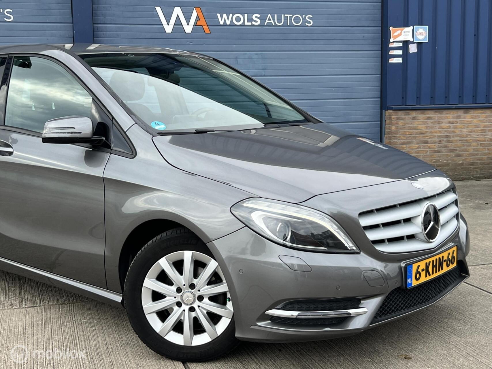 Foto van Mercedes-Benz B 180