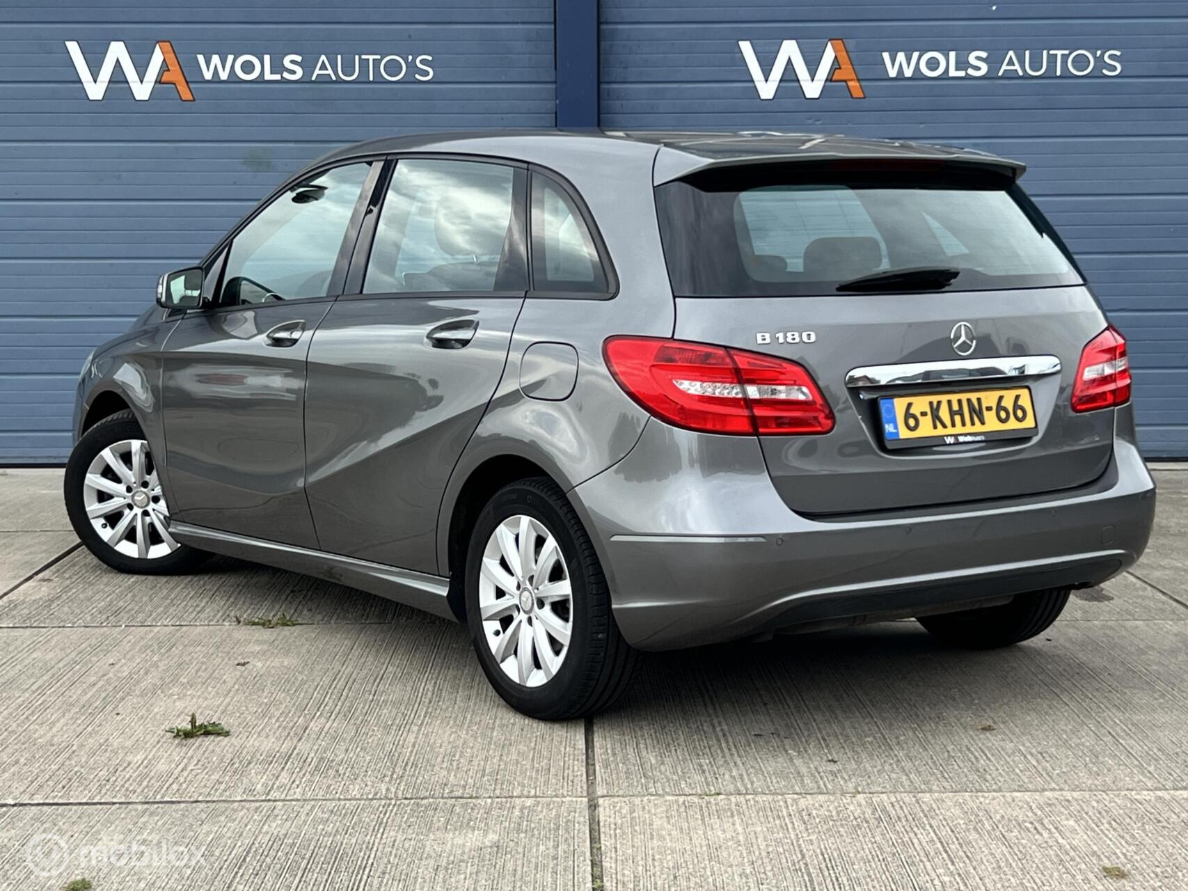 Foto van Mercedes-Benz B 180