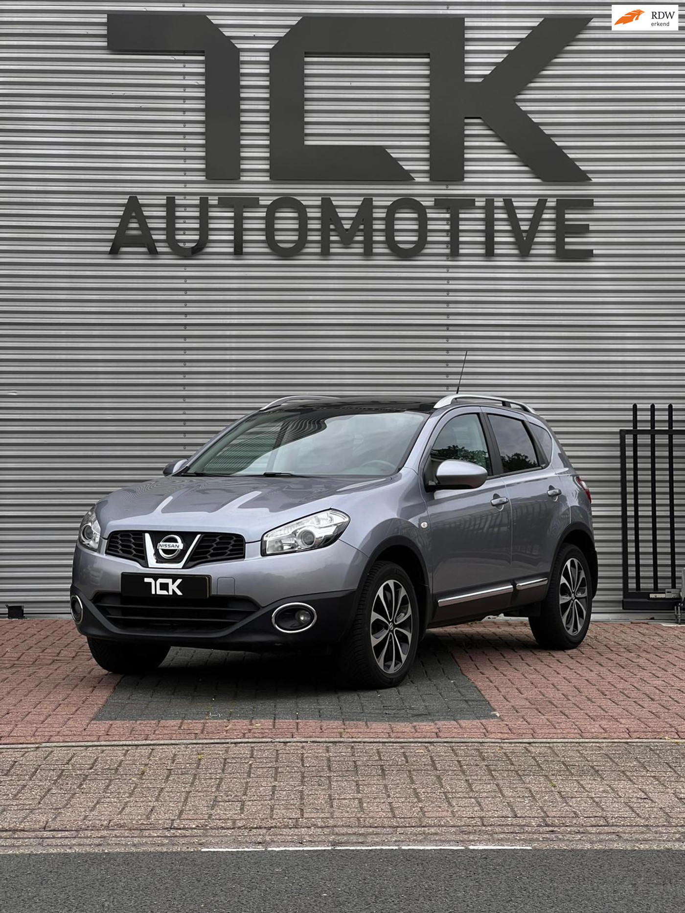 Nissan Nissan Qashqai 2.0 Connect Edition AIRCO/TREKHAAK/CRUISE 2011 - voorkant