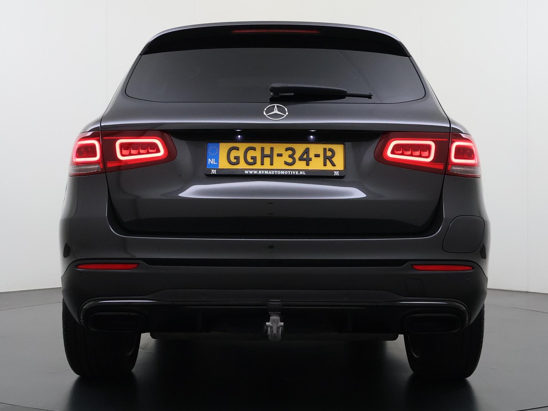 Foto van Mercedes-Benz GLC 300 E 4Matic