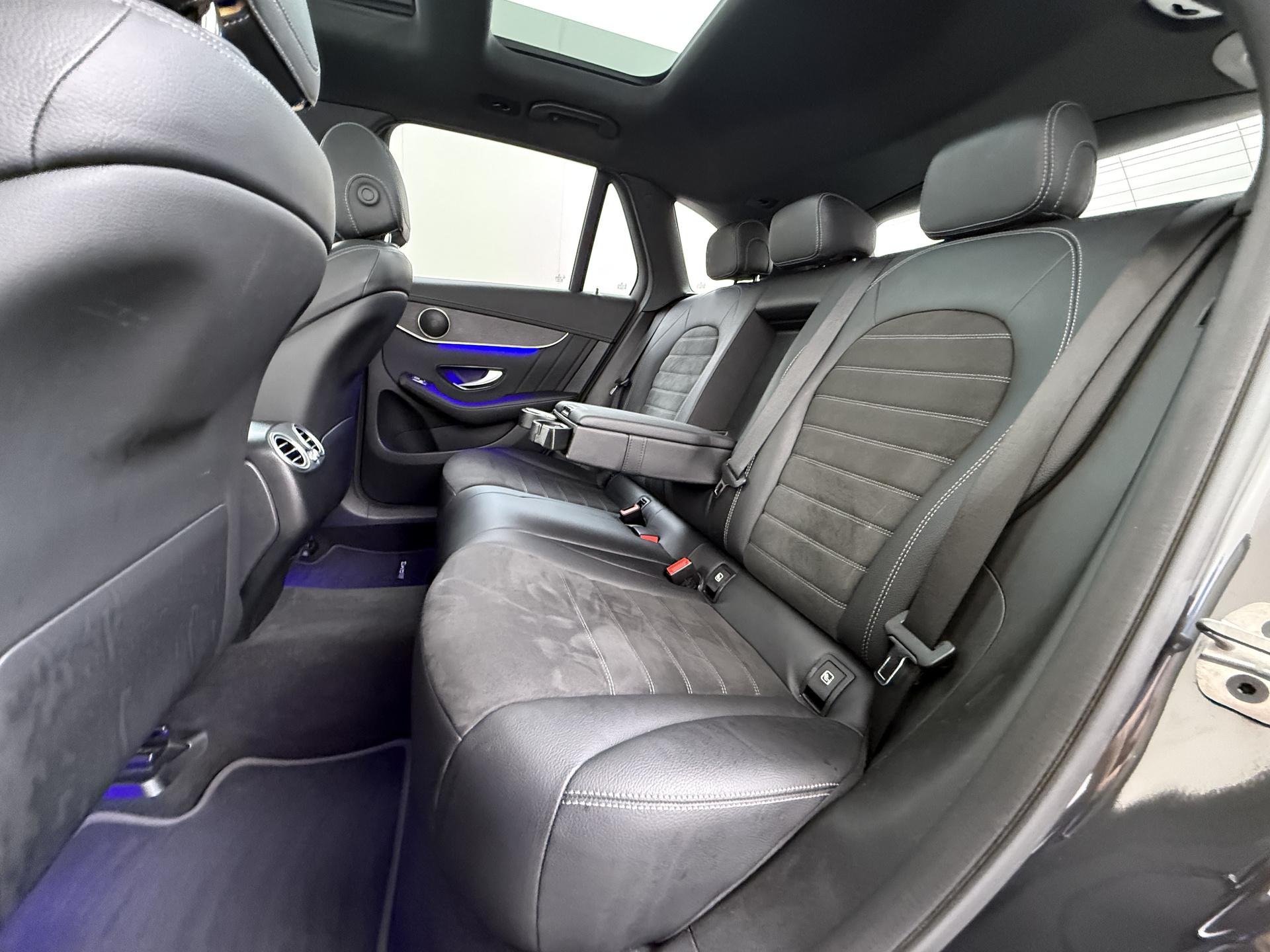 Foto van Mercedes-Benz GLC 300 E 4Matic