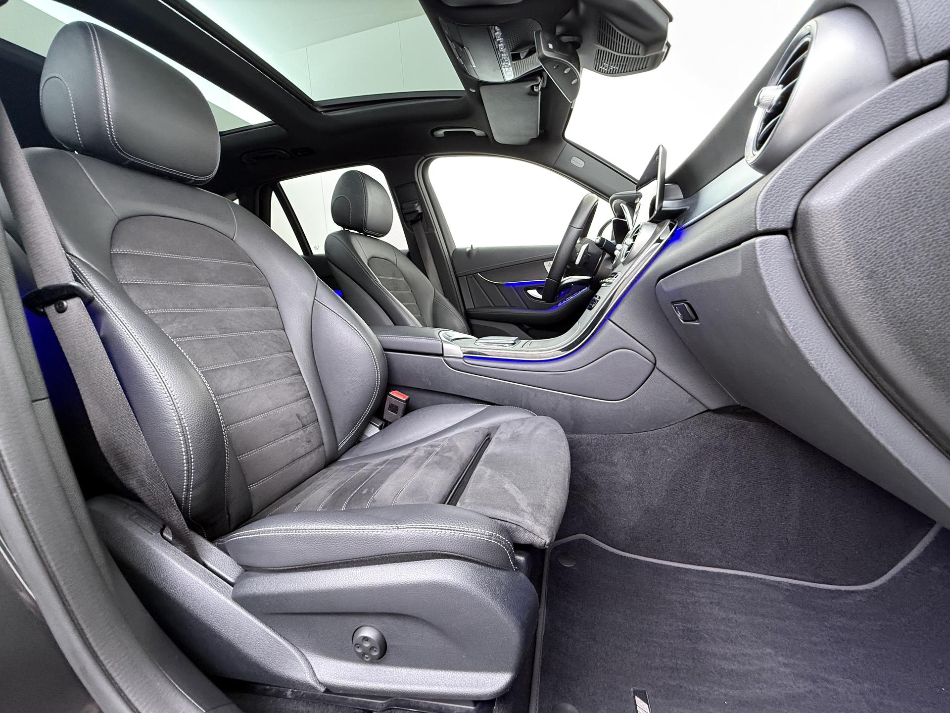 Foto van Mercedes-Benz GLC 300 E 4Matic
