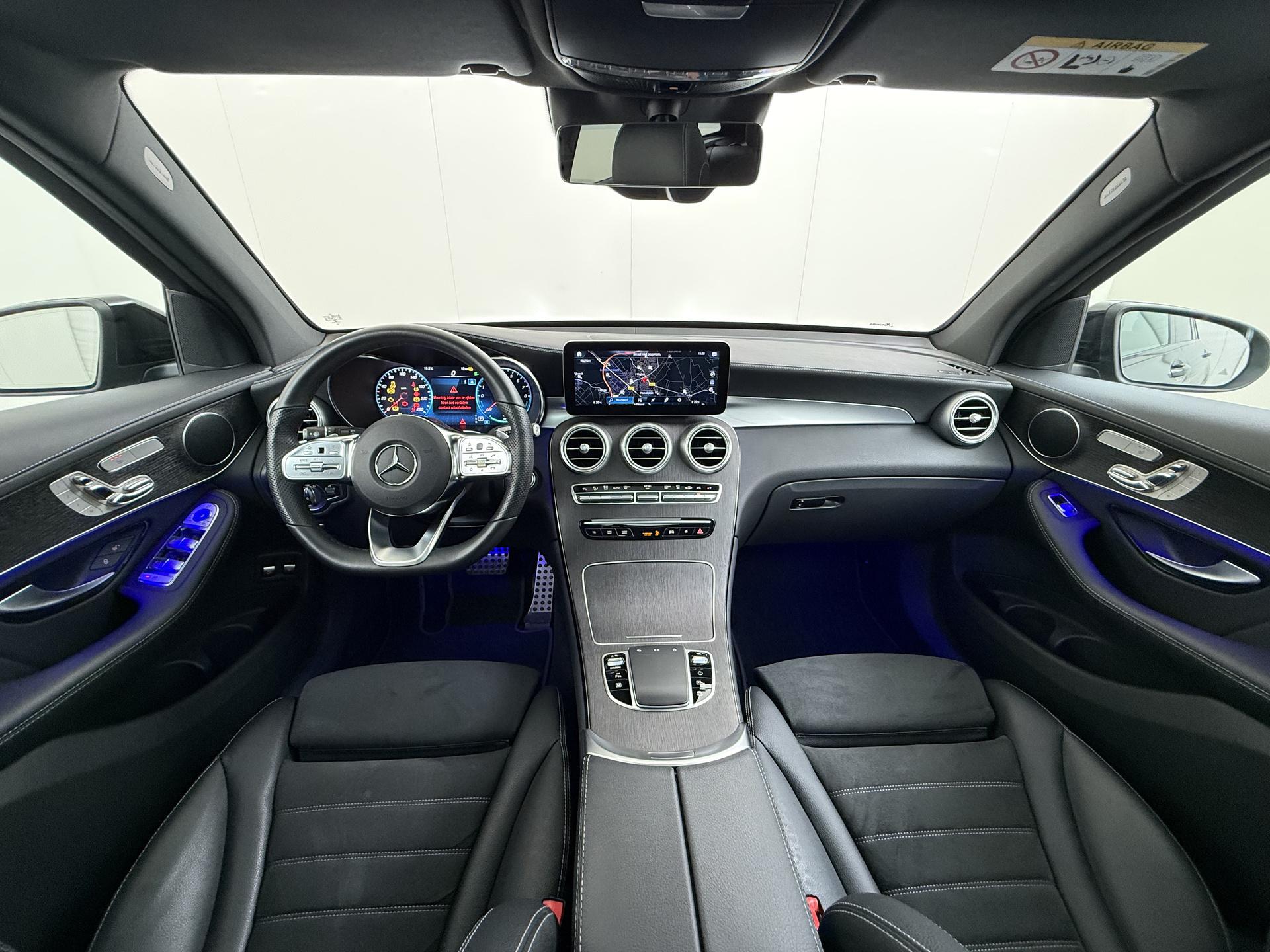 Foto van Mercedes-Benz GLC 300 E 4Matic