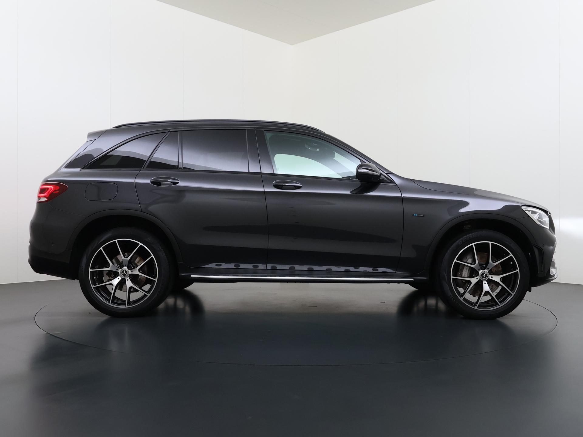 Foto van Mercedes-Benz GLC 300 E 4Matic