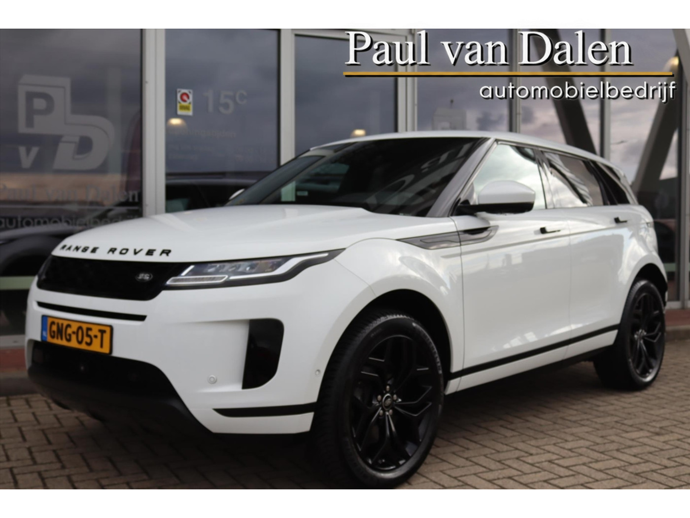 Land Rover Range Rover Evoque P300e PHEV AWD S Navi | Leer | 360 Camera | Virtual Cockpit | Cruise | 20 Inch Lm | Carplay | Lane Assist | 2021 - voorkant