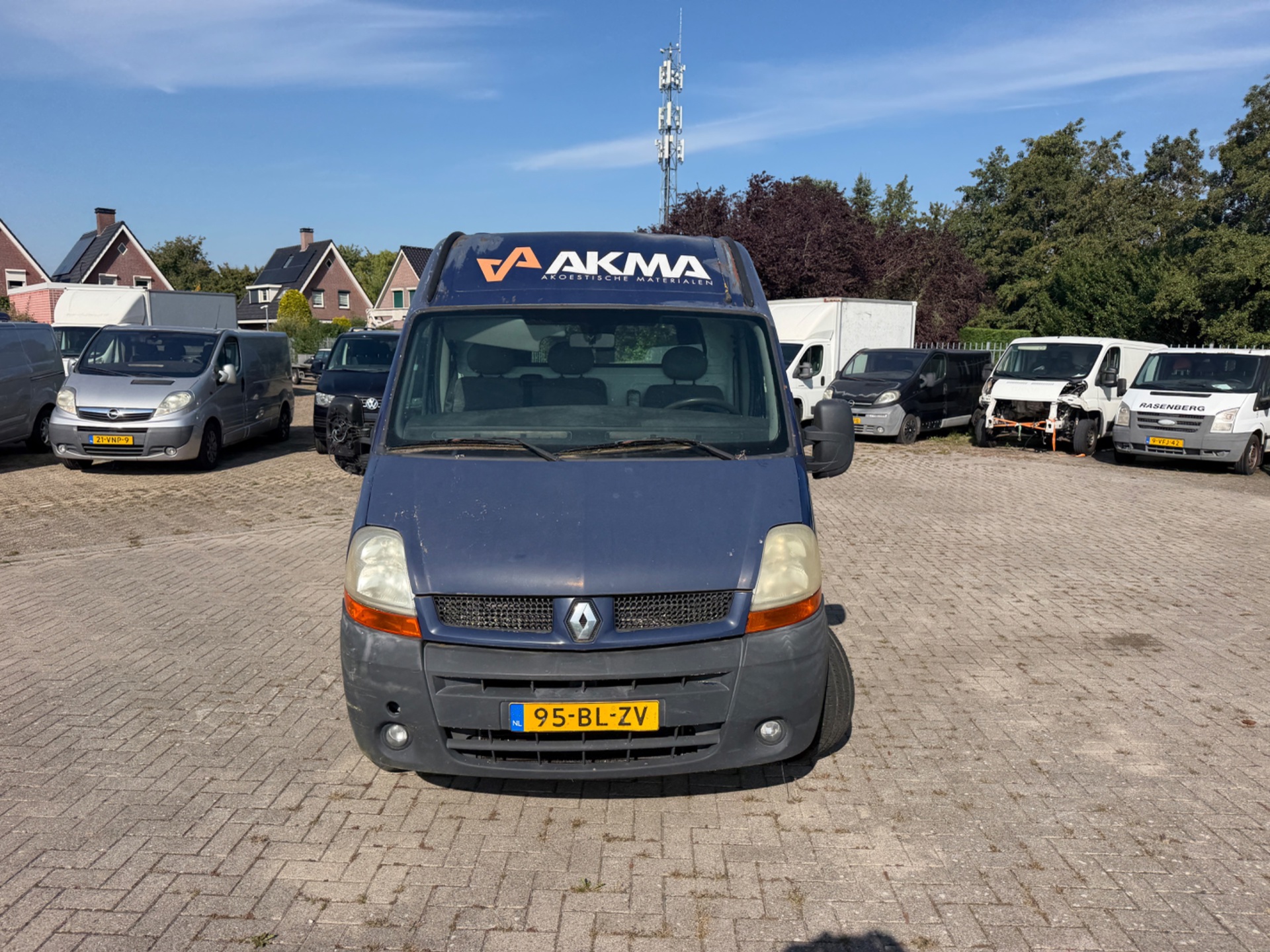 Foto van Renault Master 3.5t L3h2 3.0 Dci