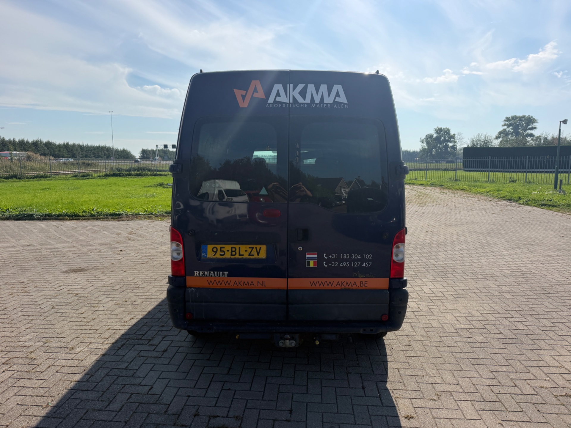 Foto van Renault Master 3.5t L3h2 3.0 Dci