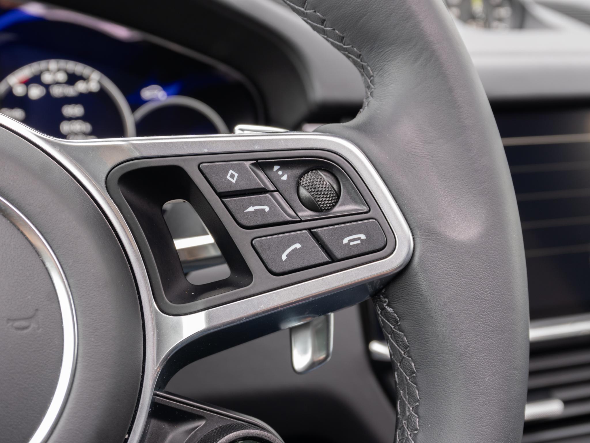 Foto van Porsche Cayenne E-hybrid