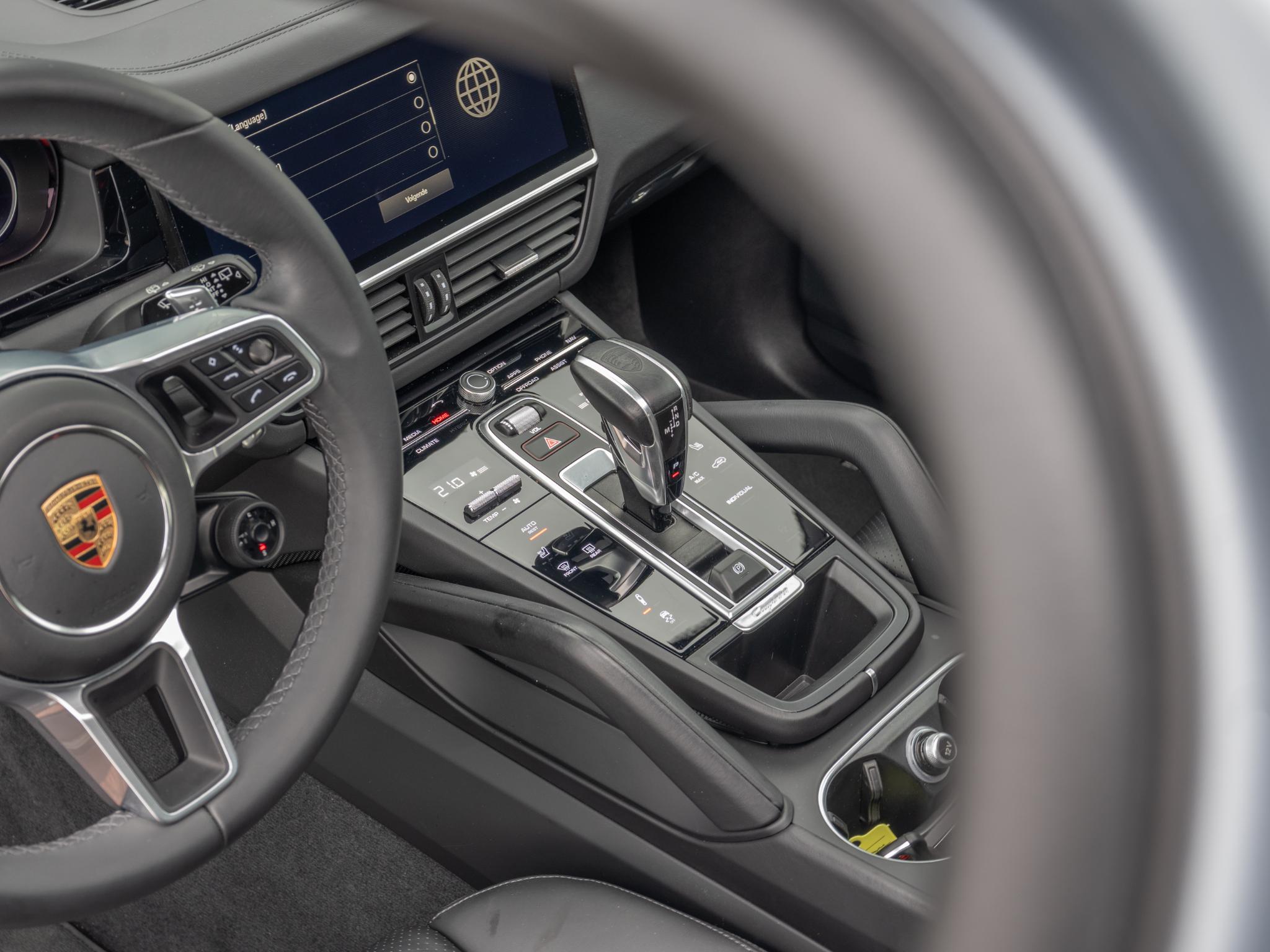 Foto van Porsche Cayenne E-hybrid