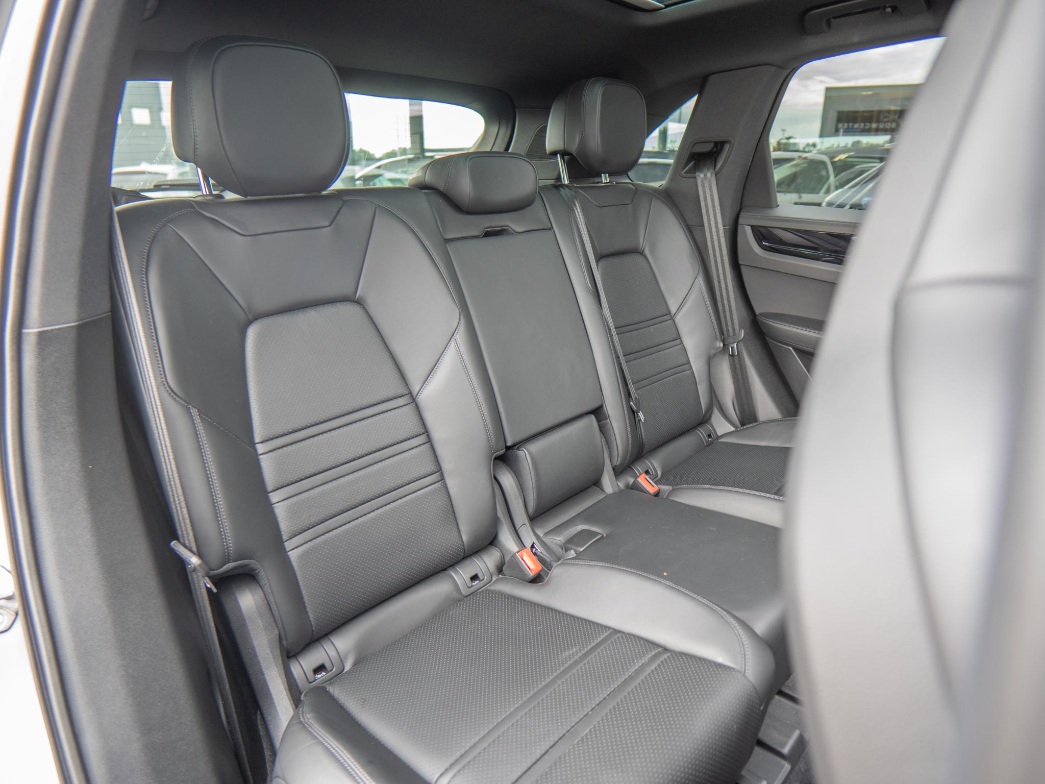 Foto van Porsche Cayenne E-hybrid