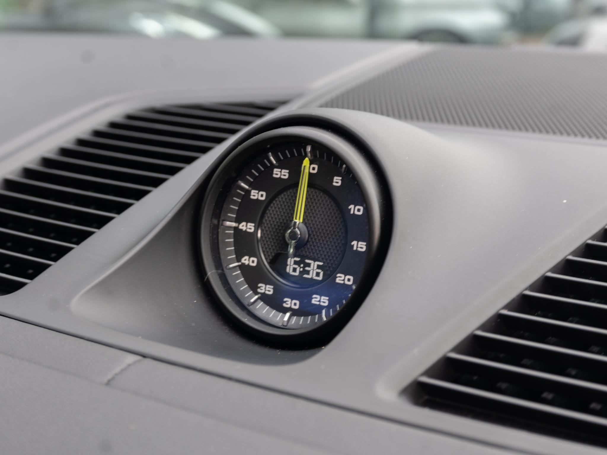 Foto van Porsche Cayenne E-hybrid