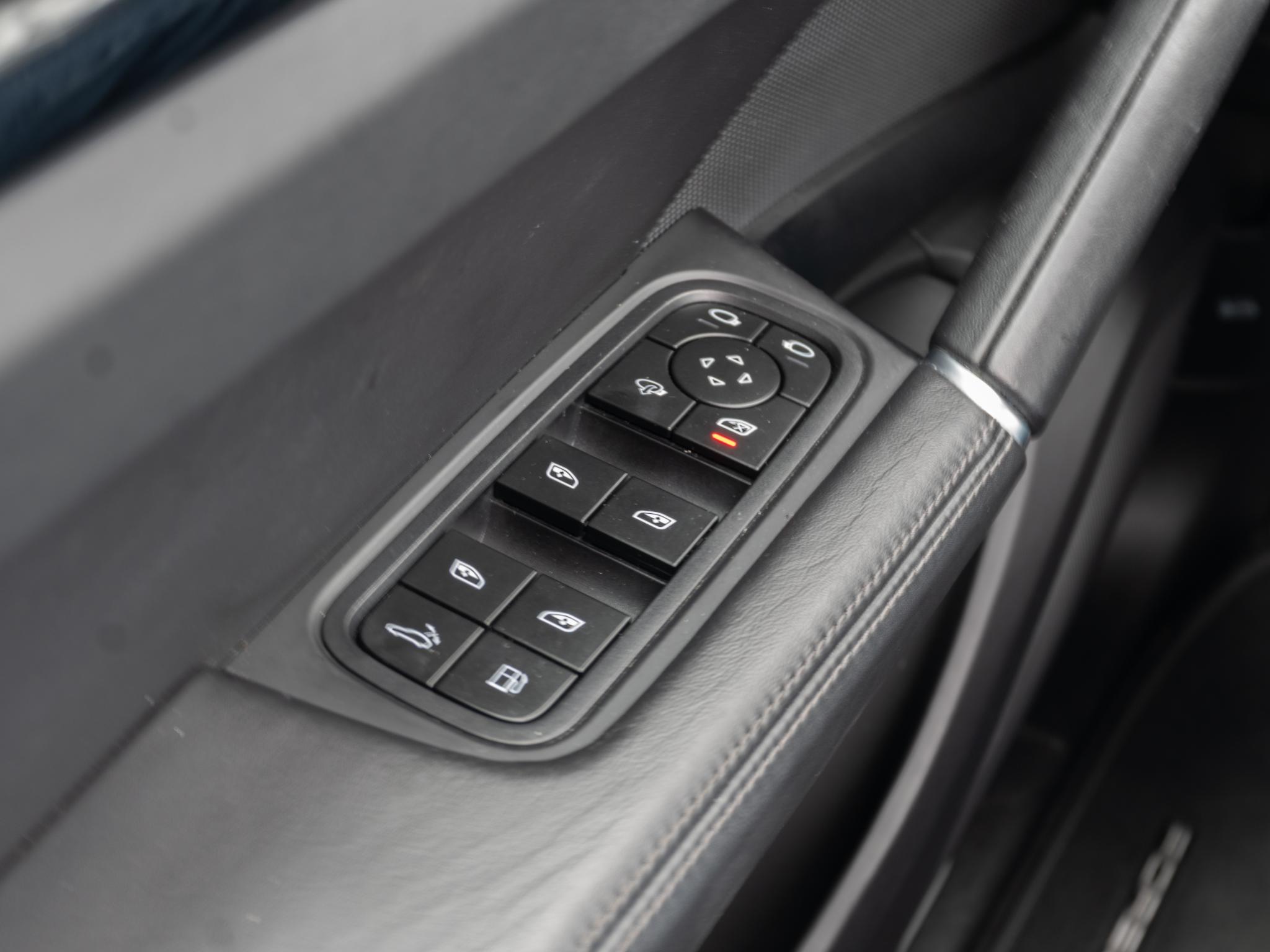 Foto van Porsche Cayenne E-hybrid