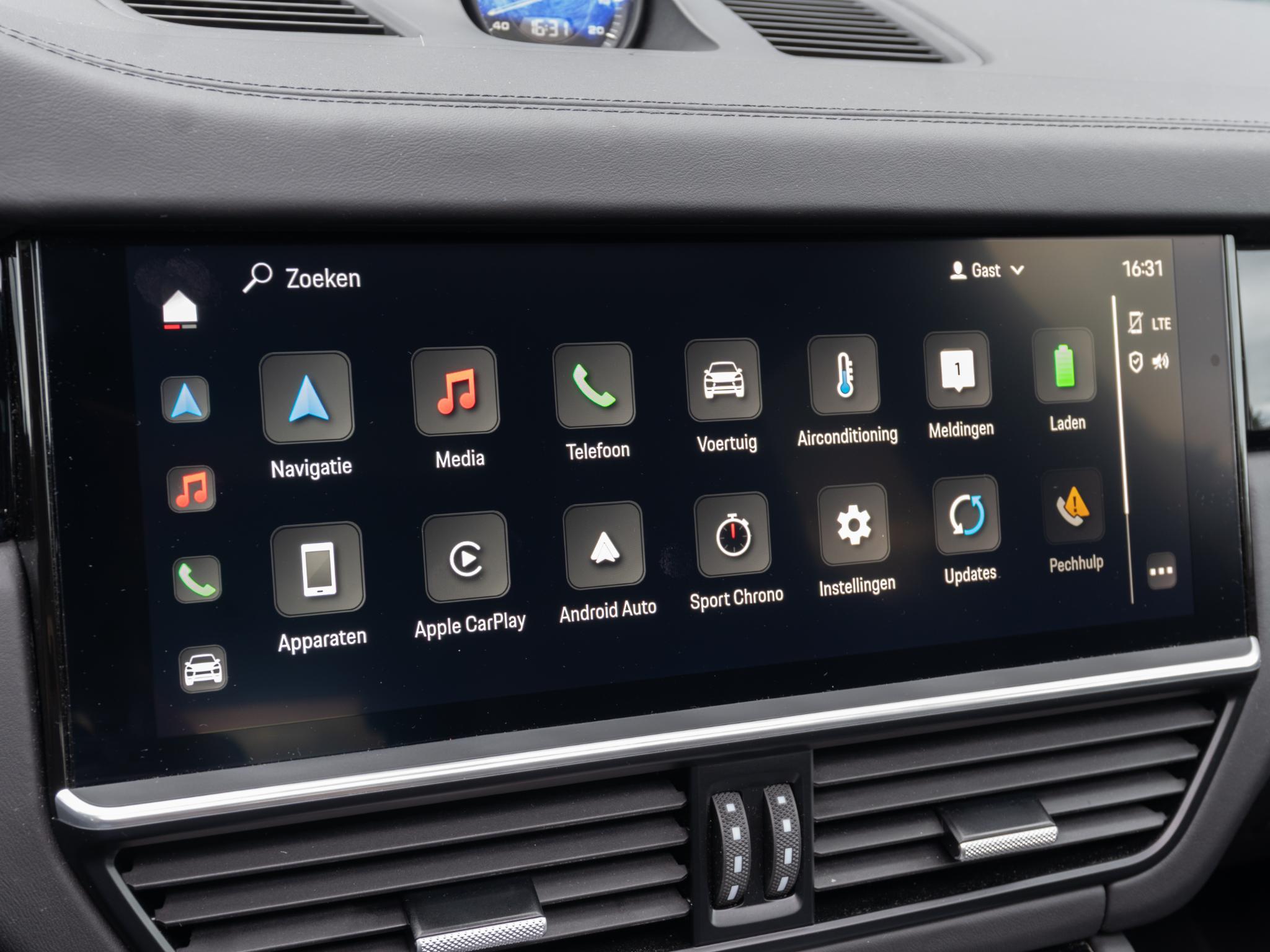 Foto van Porsche Cayenne E-hybrid