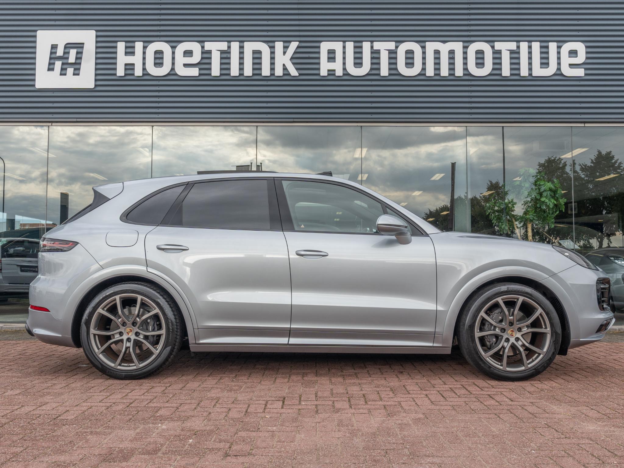 Foto van Porsche Cayenne E-hybrid