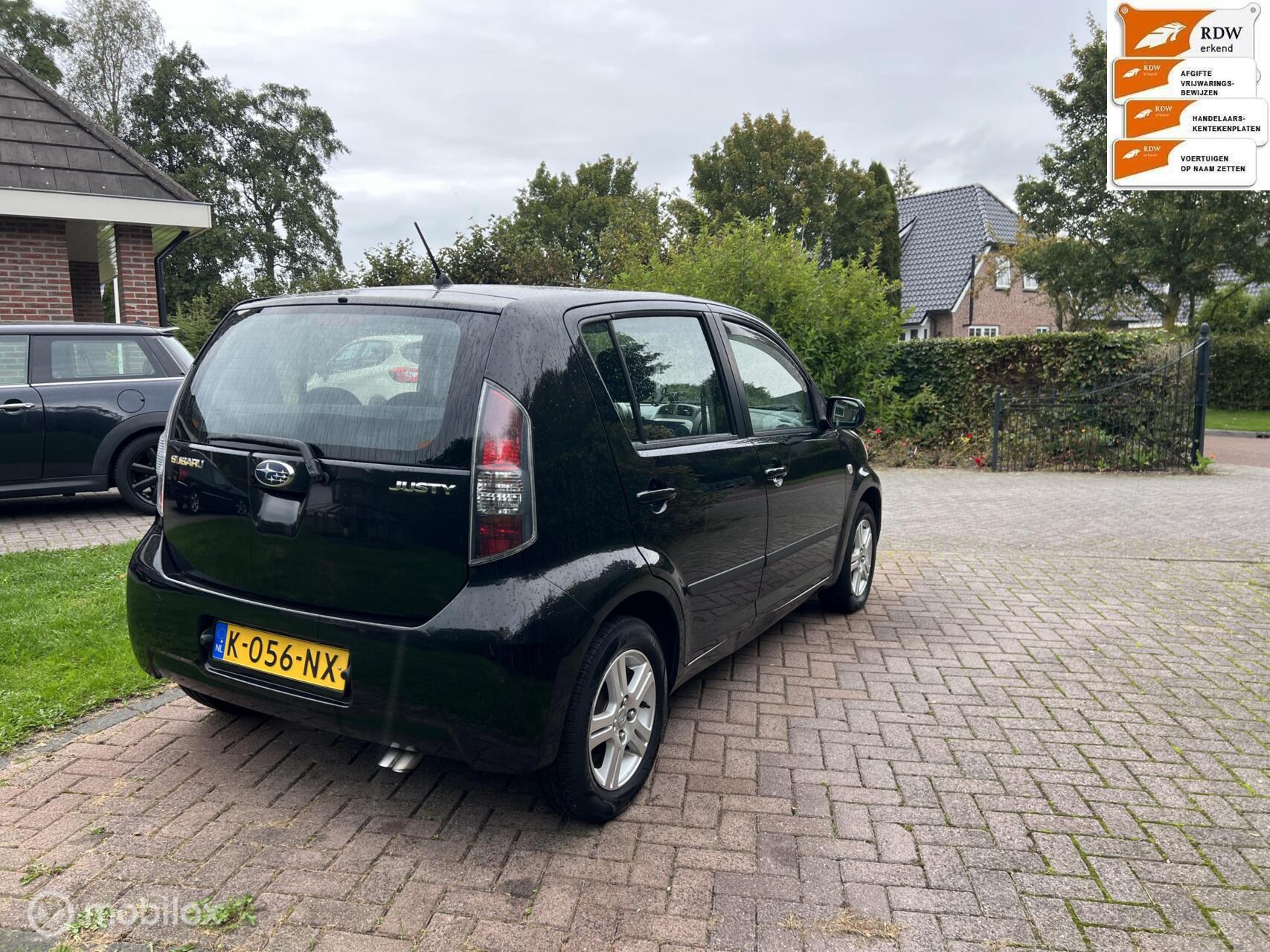 Foto van Subaru Justy