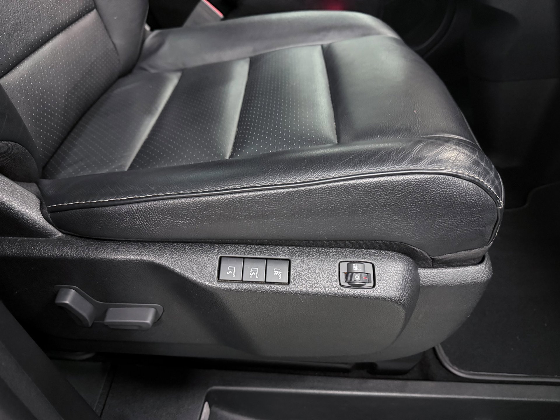 Foto van Peugeot Expert Traveller