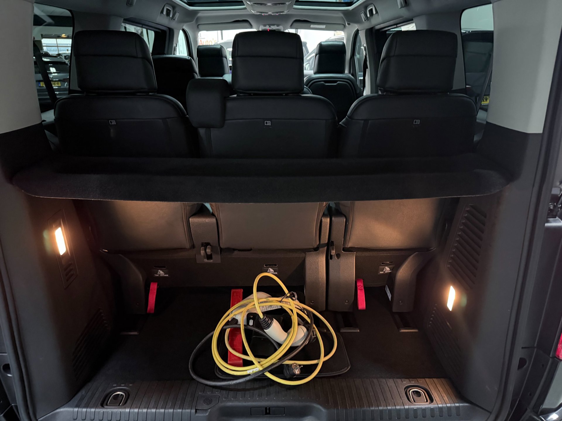 Foto van Peugeot Expert Traveller