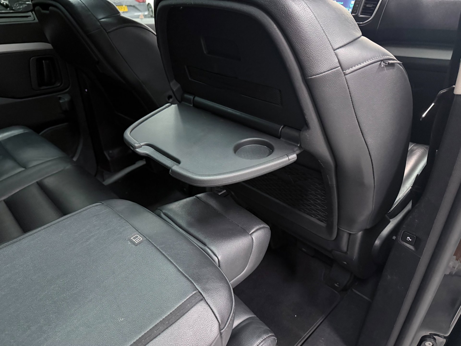 Foto van Peugeot Expert Traveller